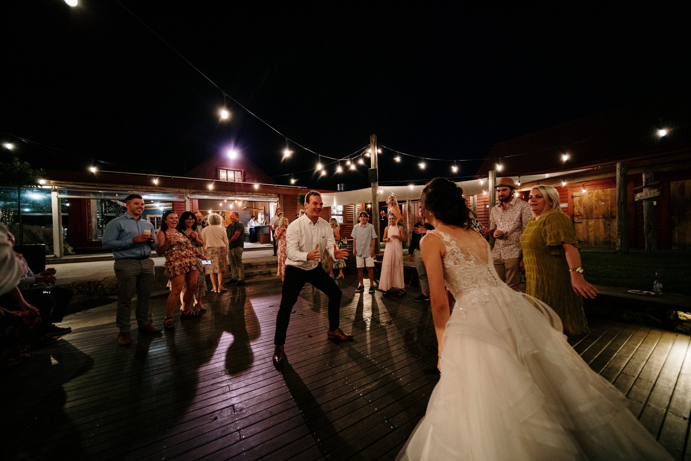 The Red Barn | Hamilton Wedding Venue | Auckland Photographer | Rustic Wedding Ceremony | Auckland Wedding Videography| Waikato Venue