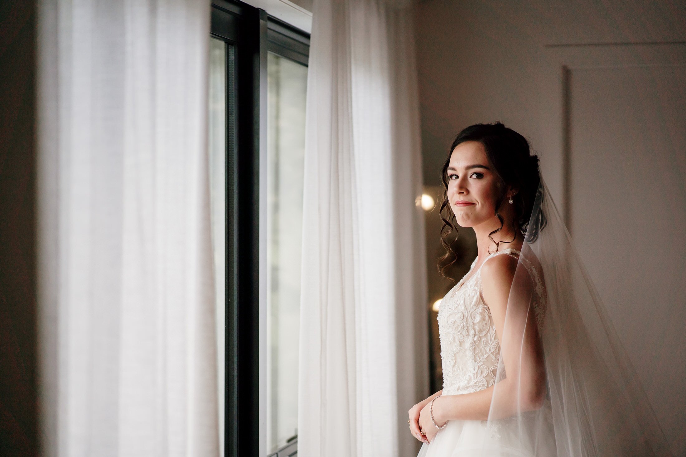 Wedding Gown Maker | Wedding Dress Alteration | Hamilton Wedding Gown | Auckland Wedding Photographer &amp; Videographer