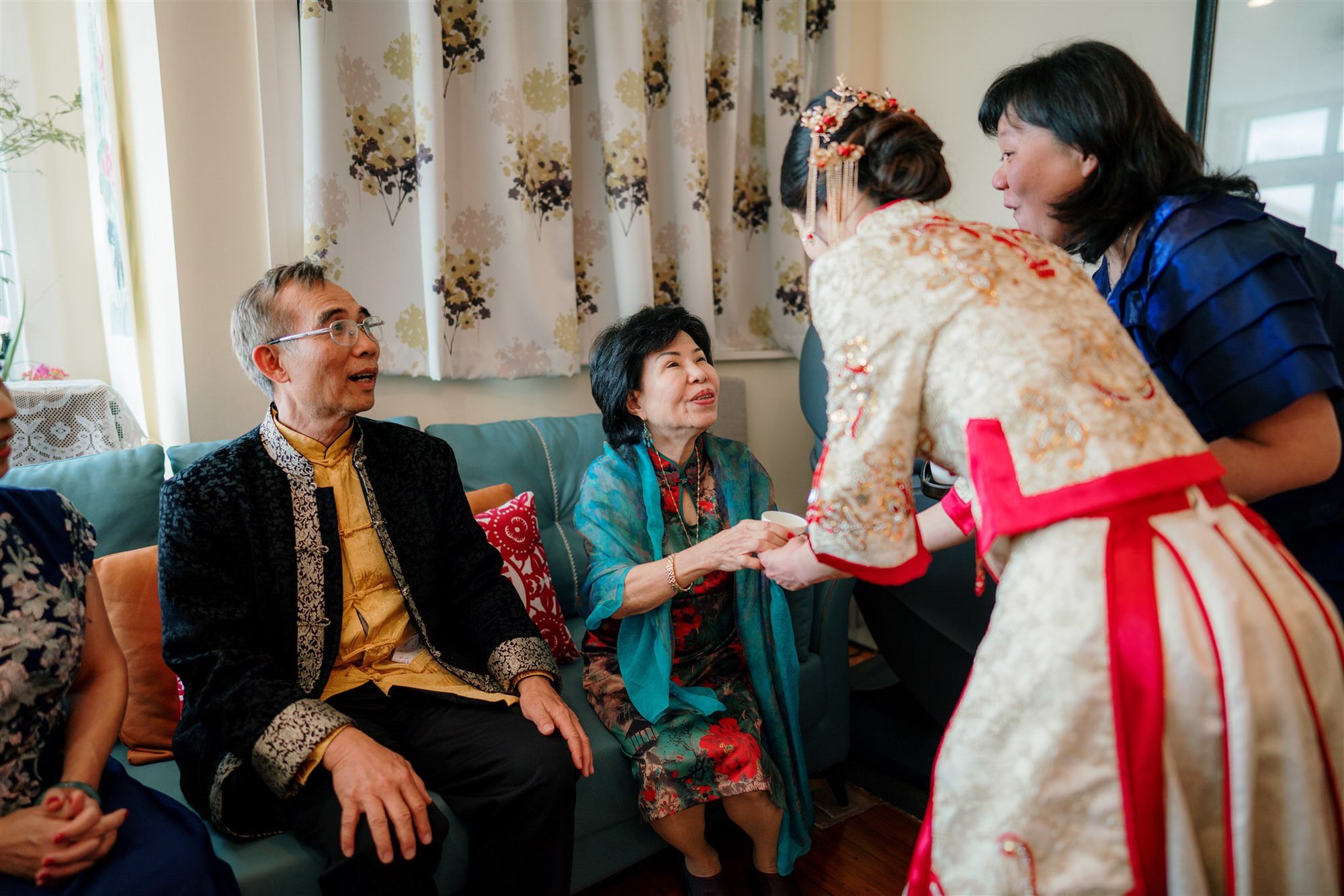 storm-best-auckland-wedding-venue-photographer-videography-dear-white-productions-natasha-tasha-bowen-rain-chinese-ceremony-qipao-tea (45).jpg