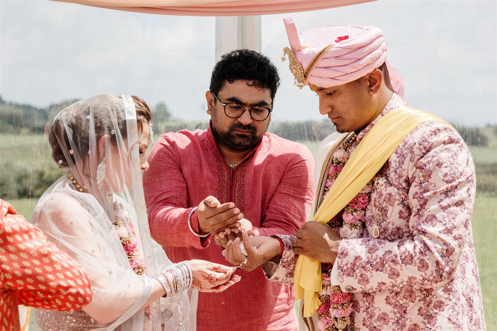 South-auckland-indian-wedding-ceremony-mandap-farm-diy-dear-white-productions-photographer-videographer-india-traditional  (59).jpg