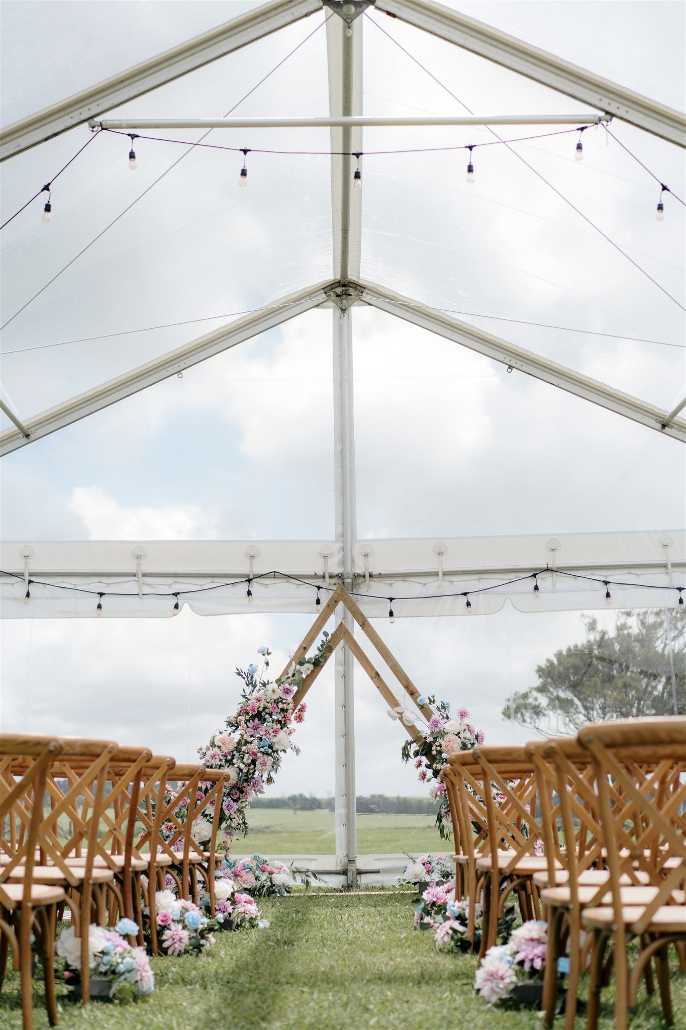 auckland-wedding-photographer-videographer-venue-diy-ceremony-reception-dear-white-productions-farm-backyard (17).jpg