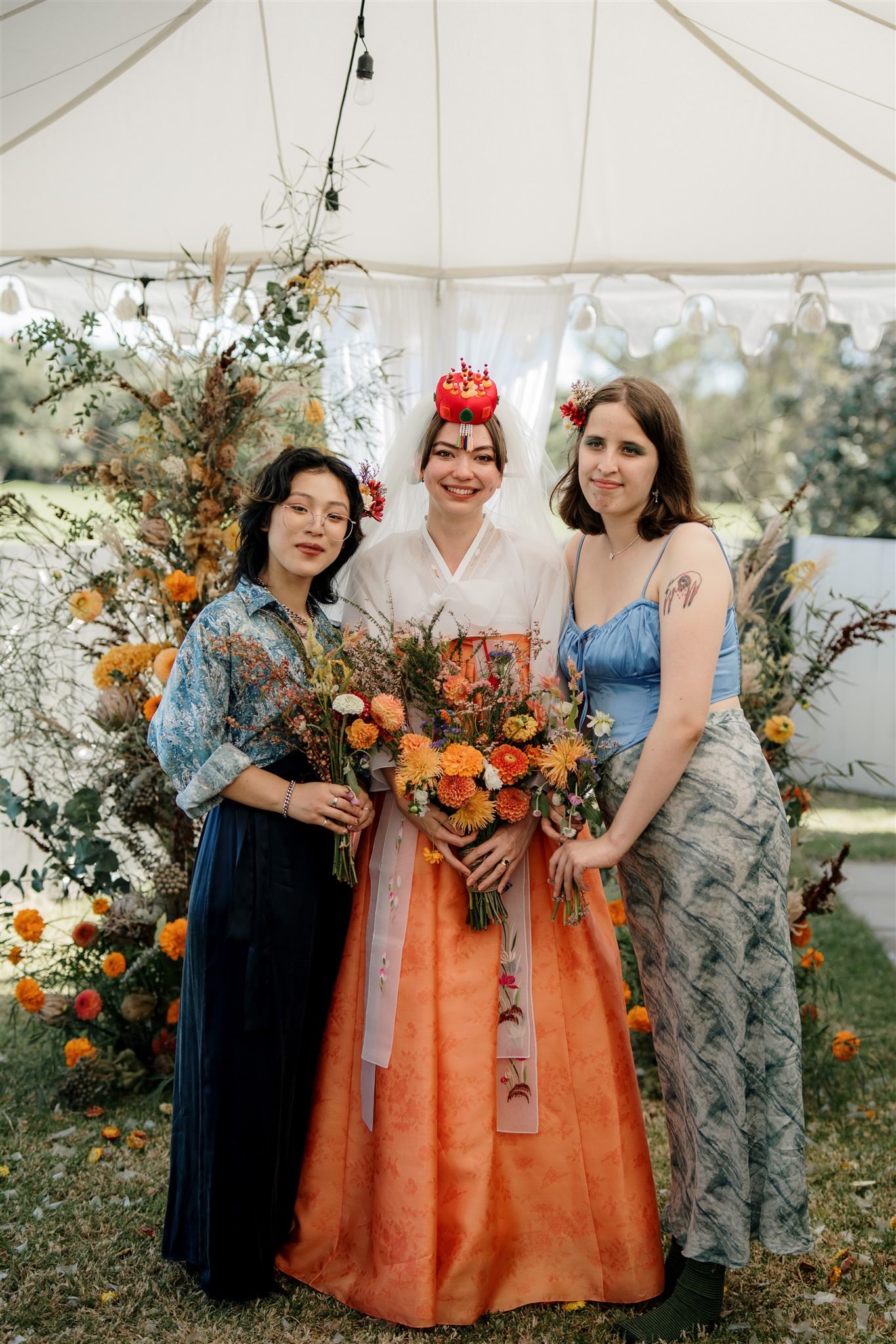 home-backyard-wedding-diy-best-kiwi-traditional-korean-hanbok-wedding-gown-Choson-ot-auckland-wedding-photographer-videography-dear-white-productions (40).jpg