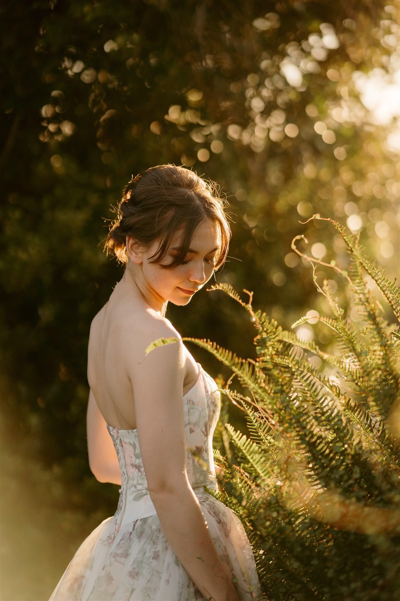 home-backyard-wedding-diy-best-kiwi-traditional-korean-hanbok-wedding-gown-Choson-ot-auckland-wedding-photographer-videography-dear-white-productions (64).jpg