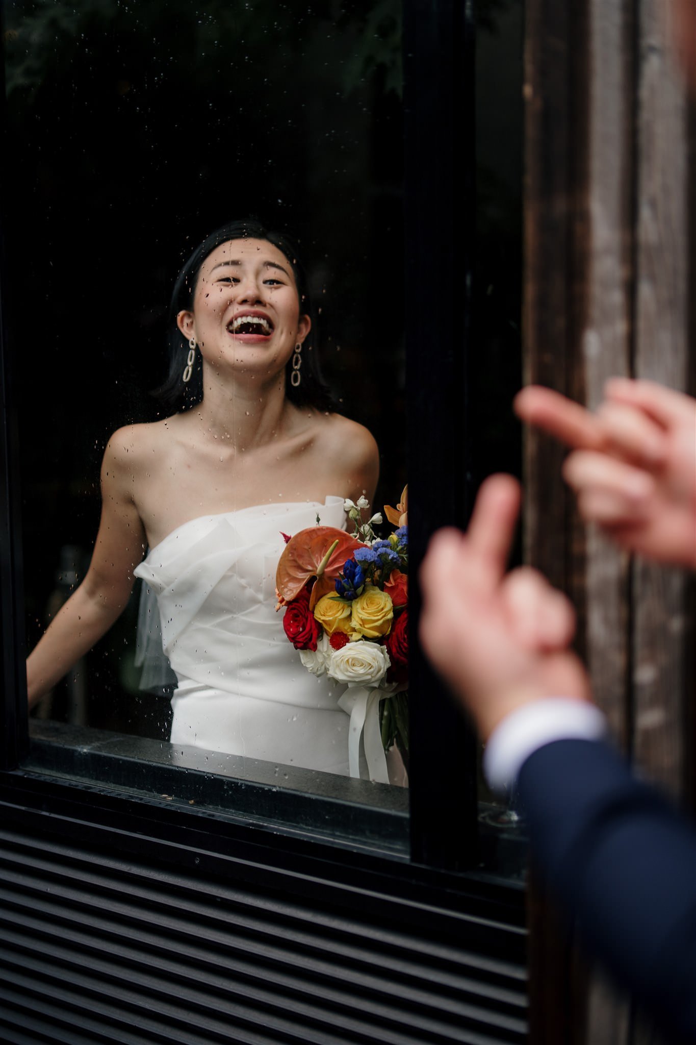 glasshouse-morningside-urban-best-auckland-wedding-venue-central-indoor-photographer-videographer-dear-white-productions-top-industrial-chinese-ceremony-tradition (116).jpg