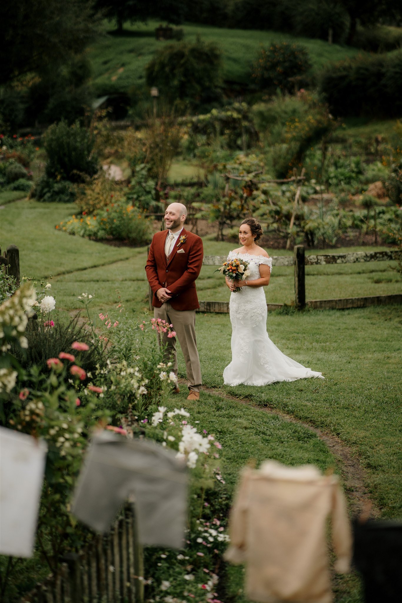 Matamata wedding venue | Hobbiton Tour | Auckland Wedding Photographer | Best Videographer | Top Videography | First Look Photos | The Green Dragon Inn | Dear White Productions