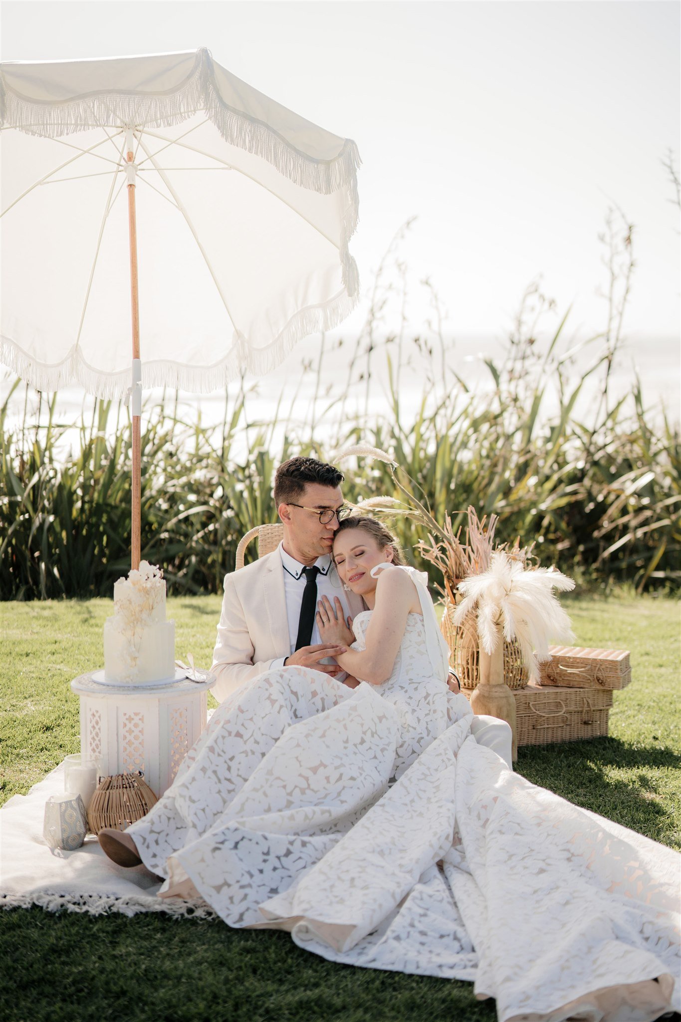 luxury-picnics-decoration-castaways-NZ-new-zealand-auckland-wedding-photographer-photography-videography-film-dear-white-productions-best-venue-waiuku-engagement-elopement-style-beach-intimate  (8).jpg