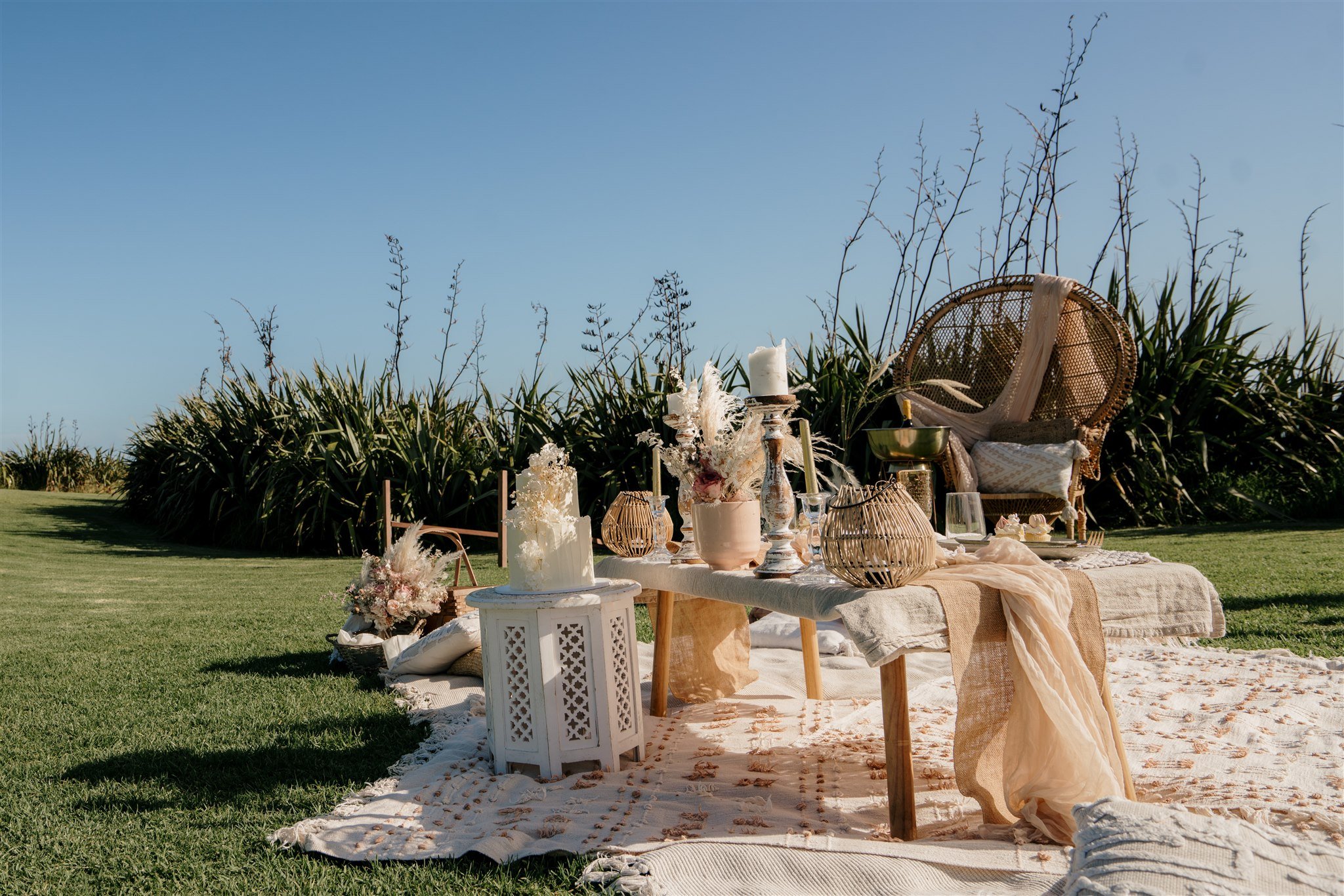 luxury-picnics-decoration-castaways-NZ-new-zealand-auckland-wedding-photographer-photography-videography-film-dear-white-productions-best-venue-waiuku-engagement-elopement-style-beach-intimate  (10).jpg