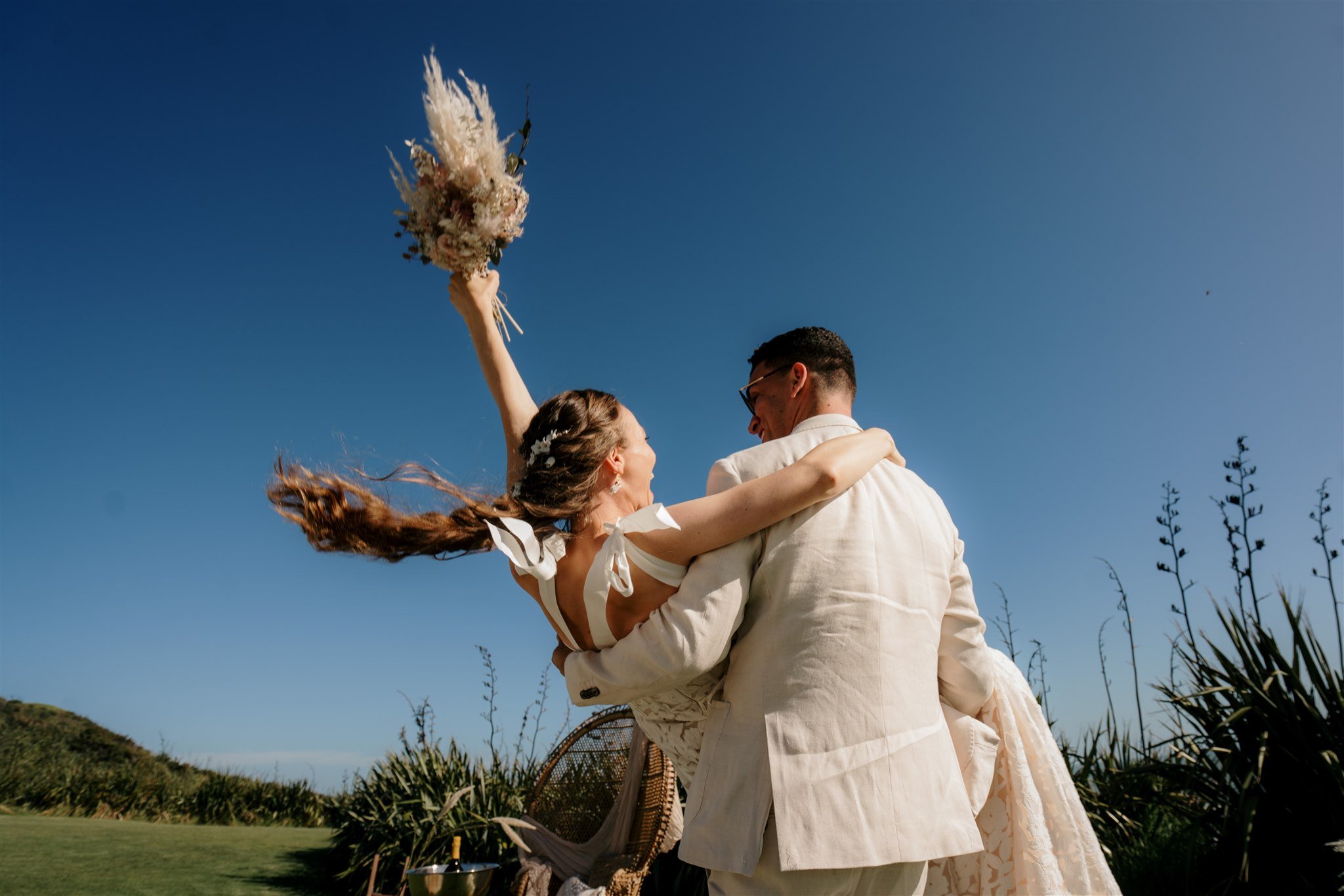 castaways-NZ-new-zealand-auckland-wedding-photographer-photography-videography-film-dear-white-productions-best-venue-waiuku-engagement-elopement-style-beach-intimate (148).jpg