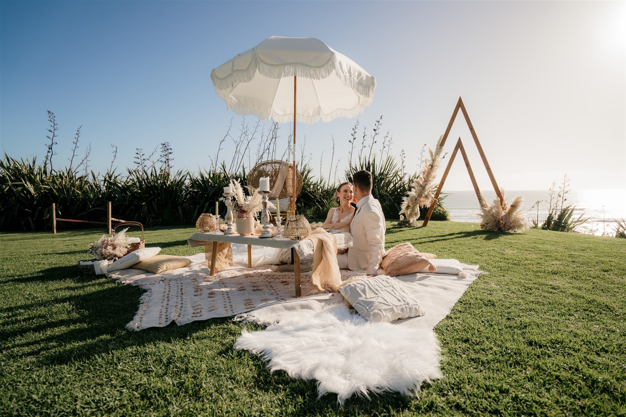 castaways-NZ-new-zealand-auckland-wedding-photographer-photography-videography-film-dear-white-productions-best-venue-waiuku-engagement-elopement-style-beach-intimate (269).jpg