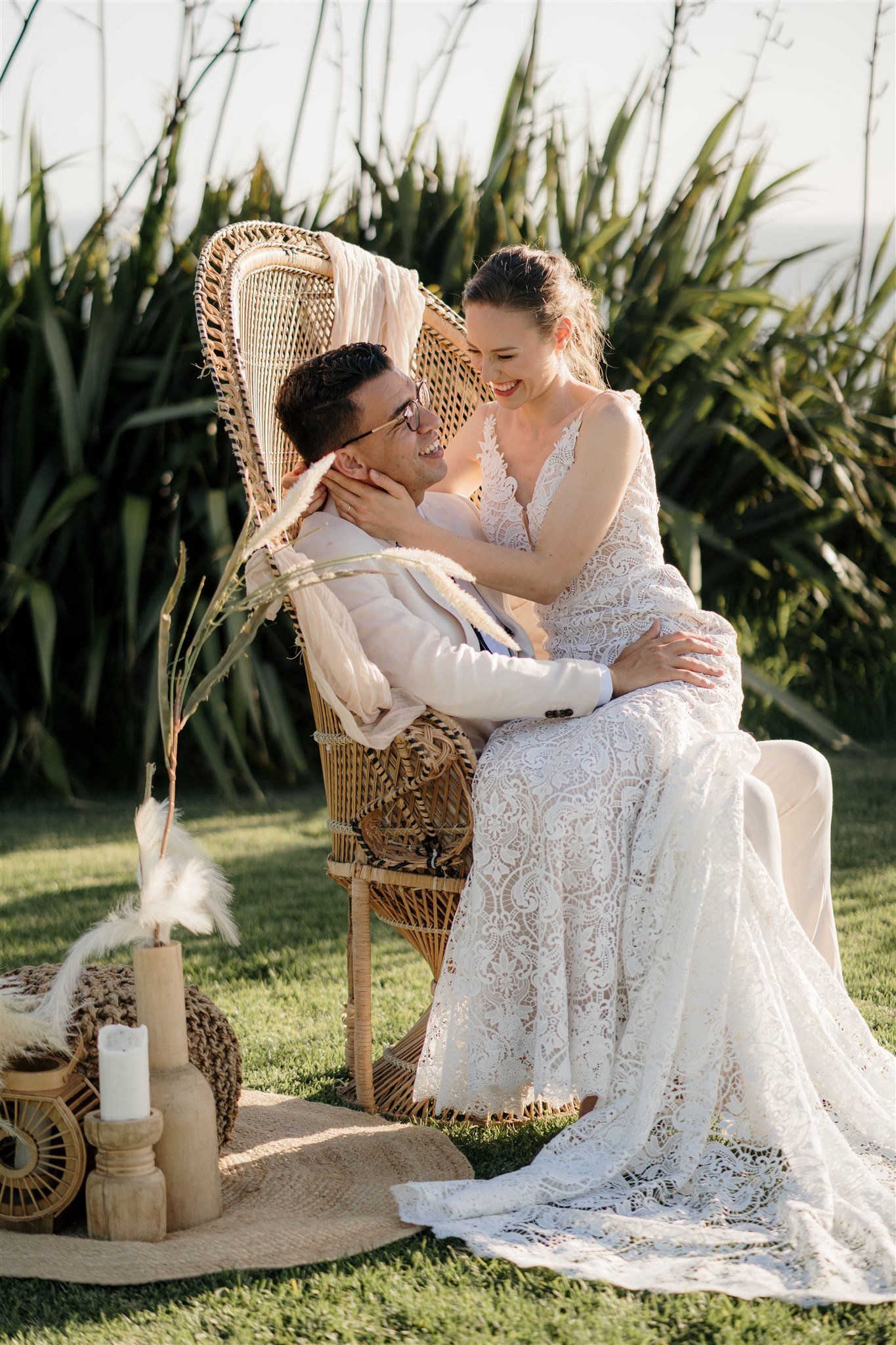castaways-NZ-new-zealand-auckland-wedding-photographer-photography-videography-film-dear-white-productions-best-venue-waiuku-engagement-elopement-style-beach-intimate (298).jpg