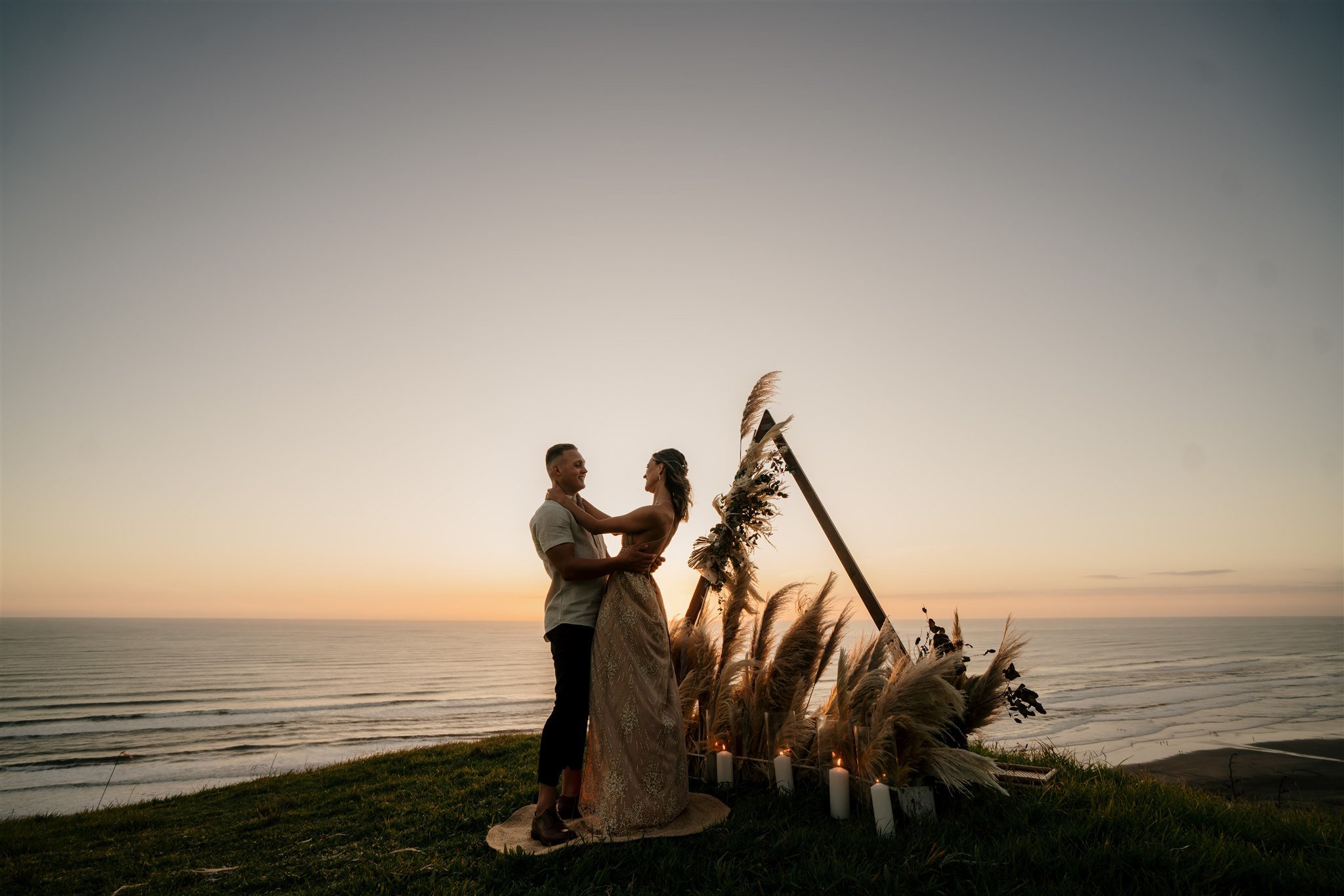 castaways-NZ-new-zealand-auckland-wedding-photographer-photography-videography-film-dear-white-productions-best-venue-waiuku-engagement-elopement-style-beach-intimate (380).jpg