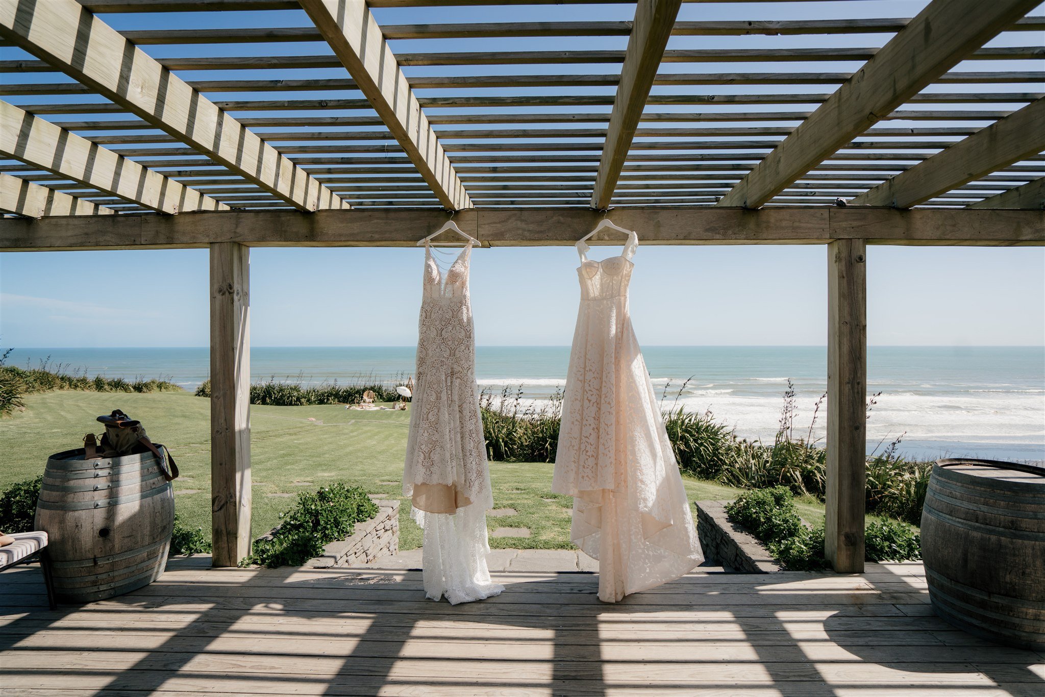 castaways-NZ-new-zealand-auckland-wedding-photographer-photography-videography-film-dear-white-productions-best-venue-waiuku-engagement-elopement-style-beach-intimate (26).jpg