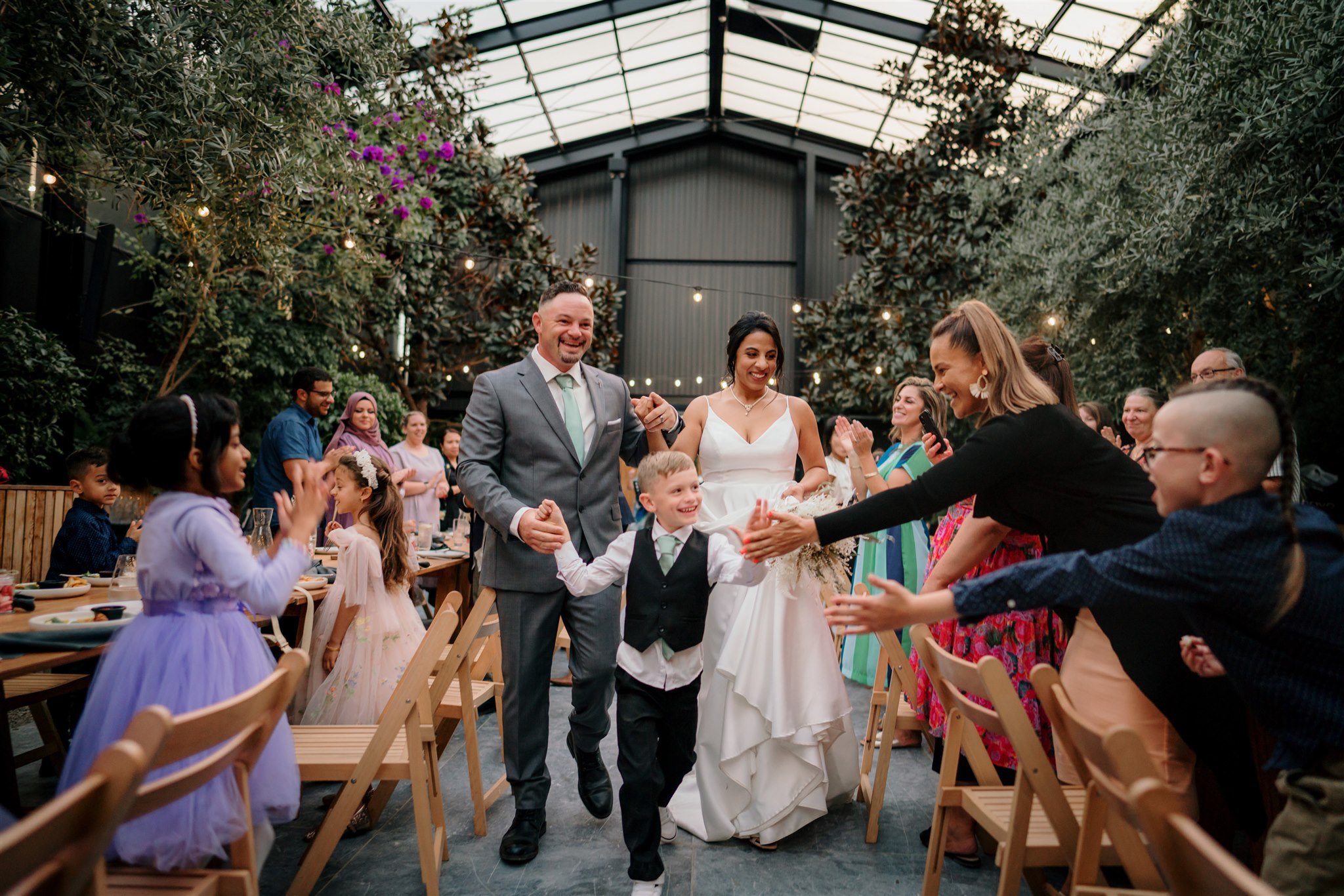 glasshouse-morningside-top-auckland-wedding-phtographer-photography-videography-film-new-zealand-NZ-best-urban-venue-stylish-intimate-central-ceremony-reception-dear-white-productions (11).jpg