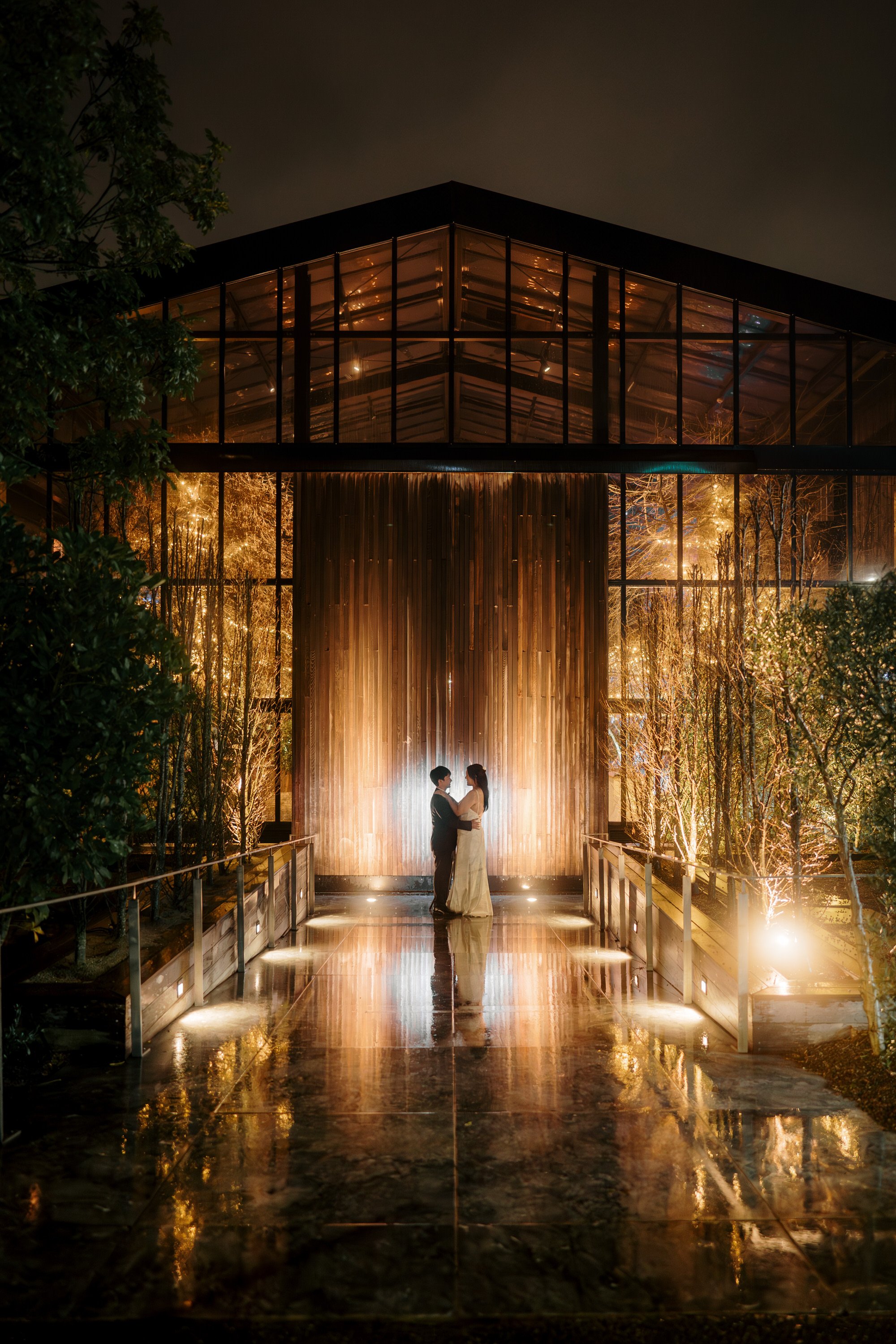 glasshouse-morningside-top-auckland-wedding-phtographer-2023-photography-videography-film-new-zealand-NZ-best-urban-venue-traditional-chinese-ceremony-spring-colourful-pet-dog-dear-white-production (81).jpg