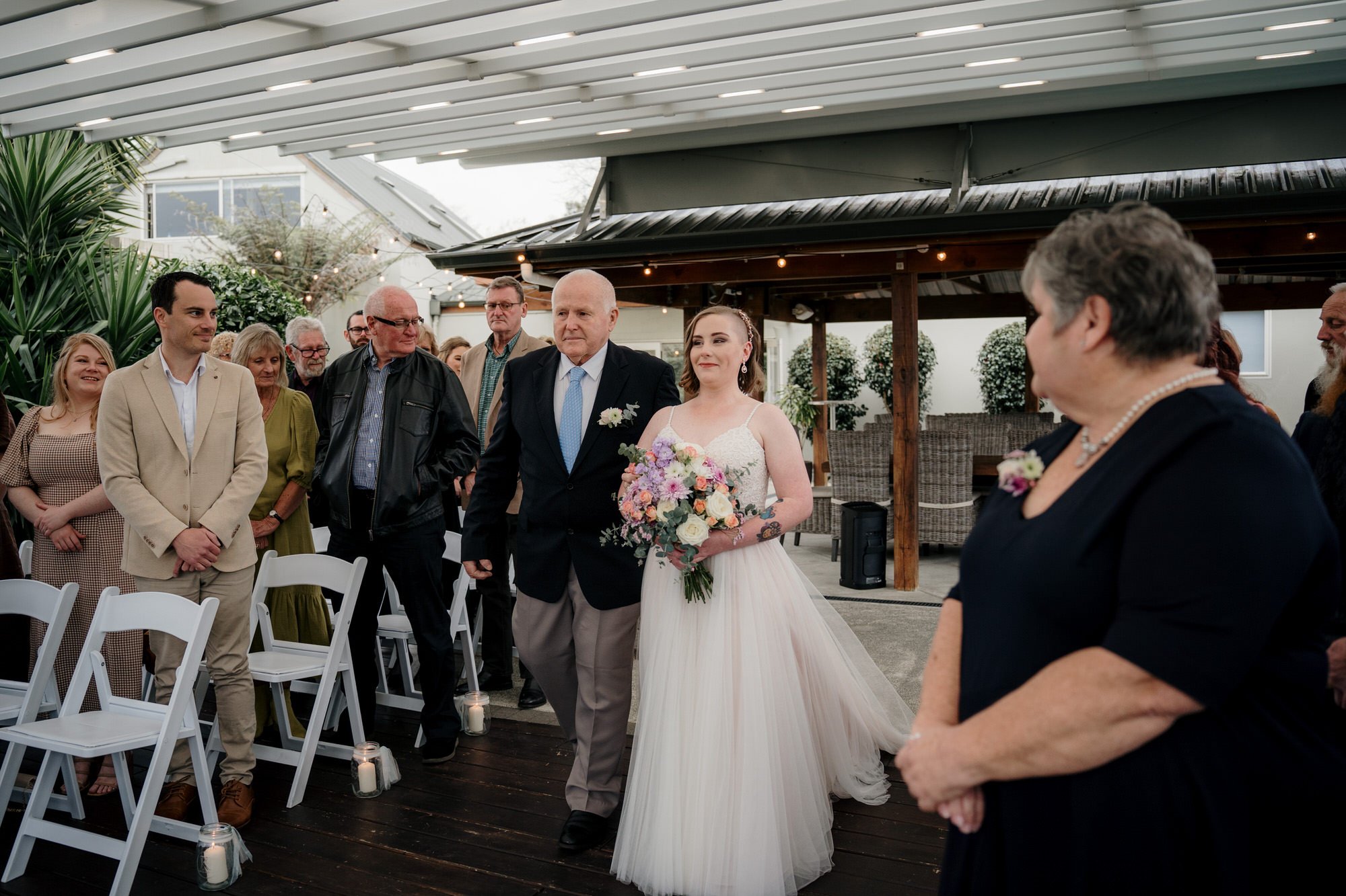 tabula-rasa-top-auckland-wedding-phtographer-NZ-best-photography-videography-film-new-zealand-NZ-top-garden-venue-cherry-blossom-spring-2023-rainy-day-hilton-bride-and-groom-dear-white-productions  (114).jpg