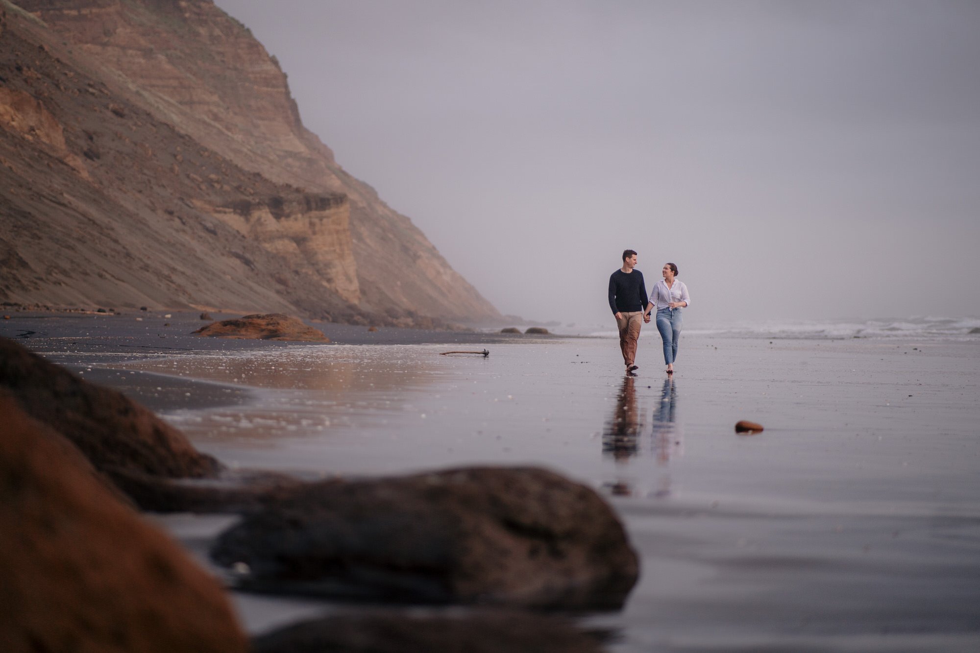 hamiltons-gap-west-coast-top-auckland-wedding-phtographer-NZ-best-photography-videography-film-new-zealand-NZ-top-beach-seaside-engagement-elopement-2023-bride-and-groom-dear-white-productions (54).jpg