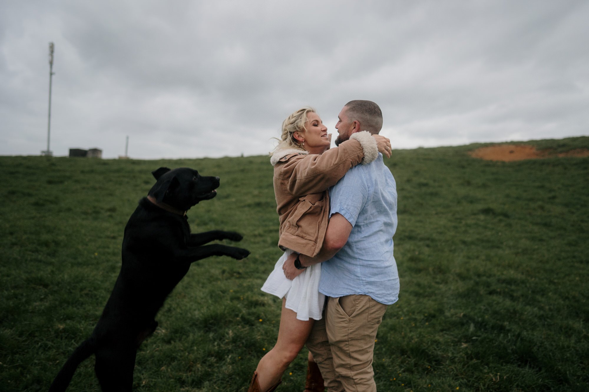 backyard-farm-elopment-pet-dogs-lifestyle-sunset-top-auckland-wedding-phtographer-NZ-best-photography-videography-film-new-zealand-NZ-top-engagement-2024-bride-groom-dear-white-productions (56).jpg