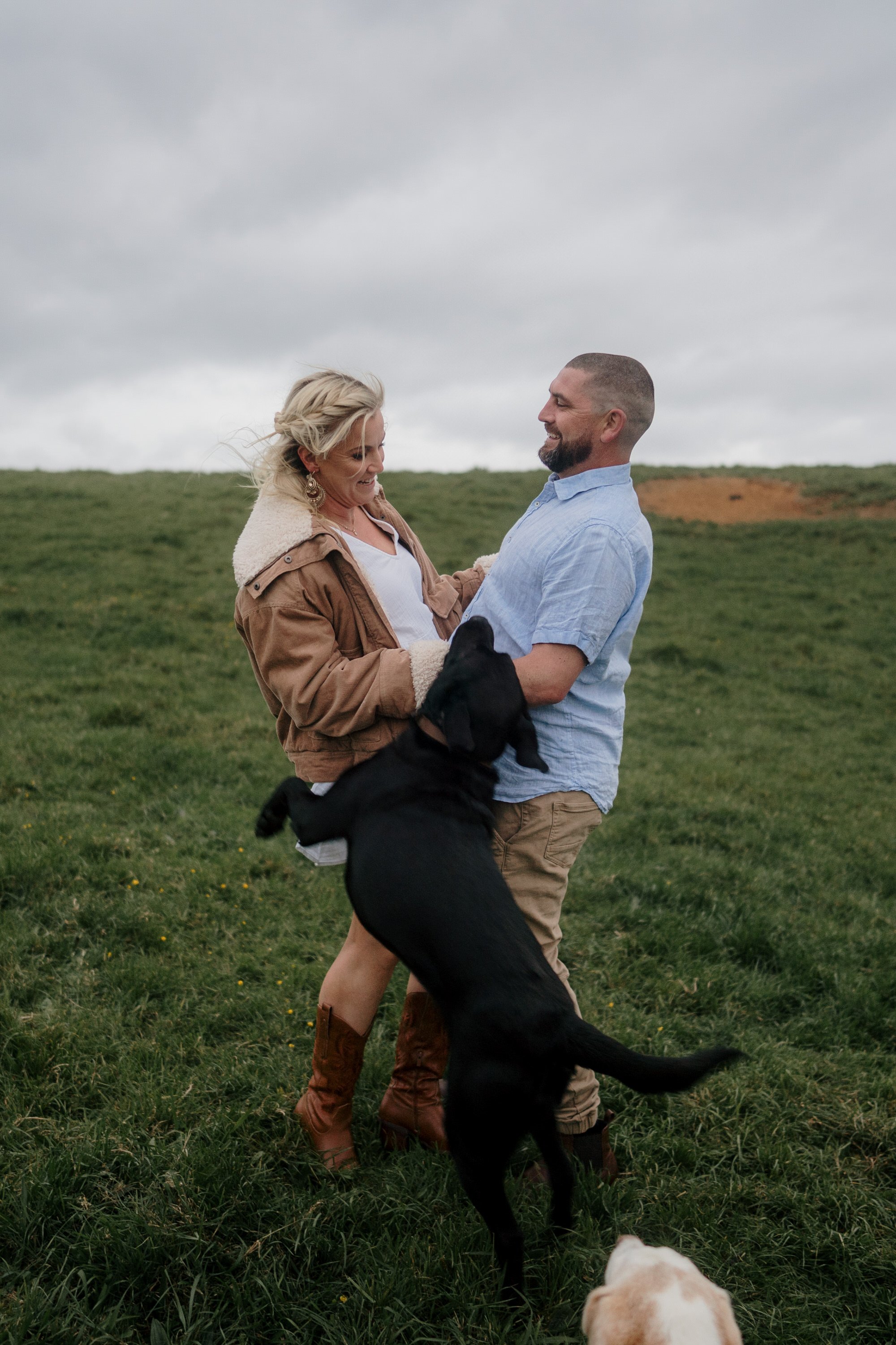 backyard-farm-elopment-pet-dogs-lifestyle-sunset-top-auckland-wedding-phtographer-NZ-best-photography-videography-film-new-zealand-NZ-top-engagement-2024-bride-groom-dear-white-productions (58).jpg