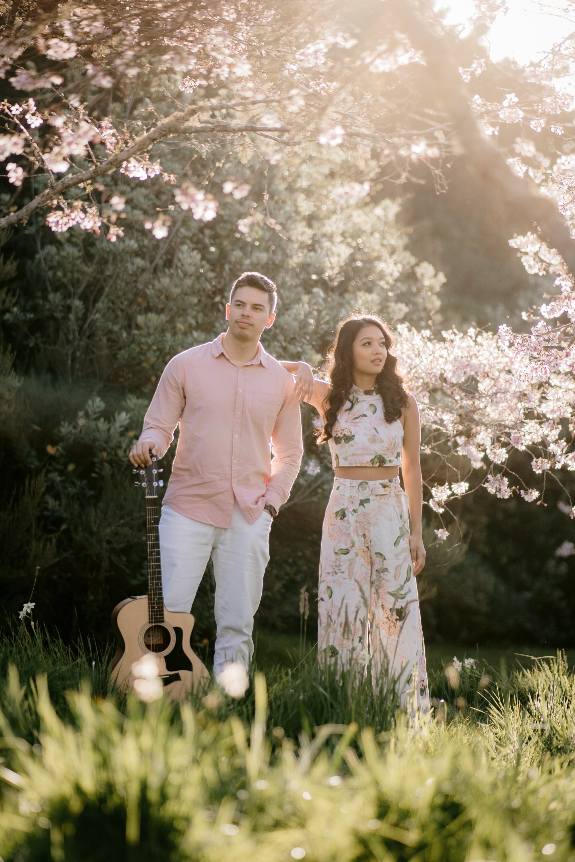 nate-and-thea-singers-duo-2023-top-auckland-wedding-phtographer-photography-videography-film-new-zealand-NZ-best-band-cherry-blossom-botanical-garden-engagement-elopement-dear-white-productions (66).jpg