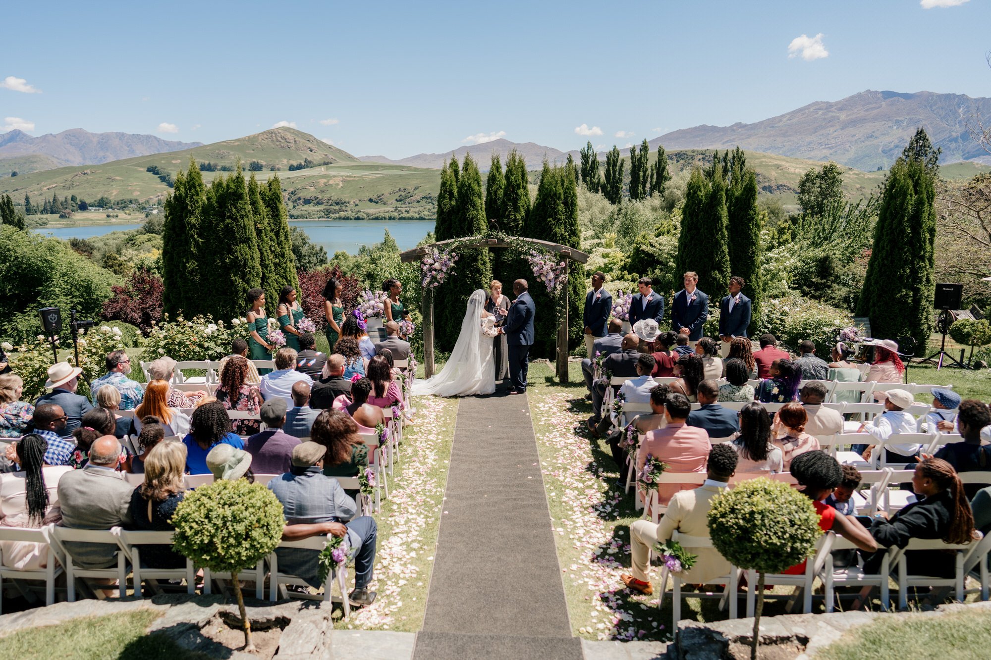stoneridge-estate-queenstown-top-auckland-wedding-phtographer-2024-luxury-photography-videography-film-new-zealand-NZ-best-vineyard-venue-african-ceremony-heli-helicopter-elopment-dear-white-productions (23).jpg