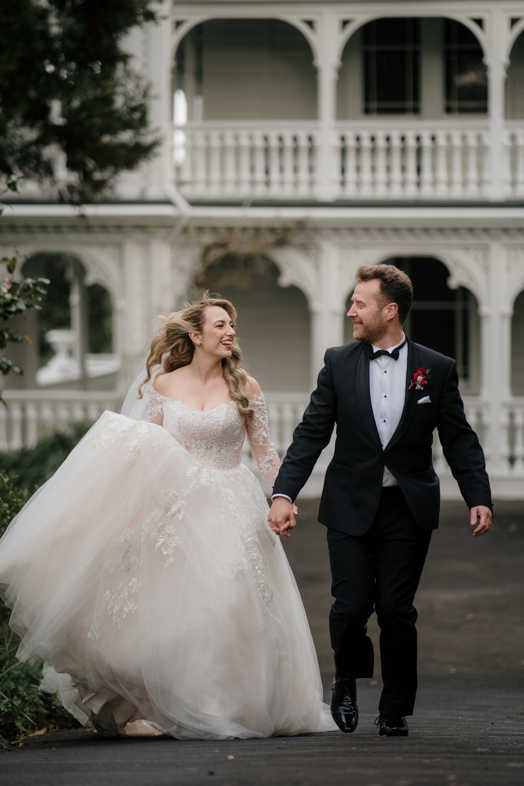 mantells-mt-eden-st-patricks-cathedral-alberton-house-top-auckland-wedding-phtographer-2023-photography-videography-film-new-zealand-NZ-best-urban-venue-catholic-ceremony-dear-white-productions (454).jpg