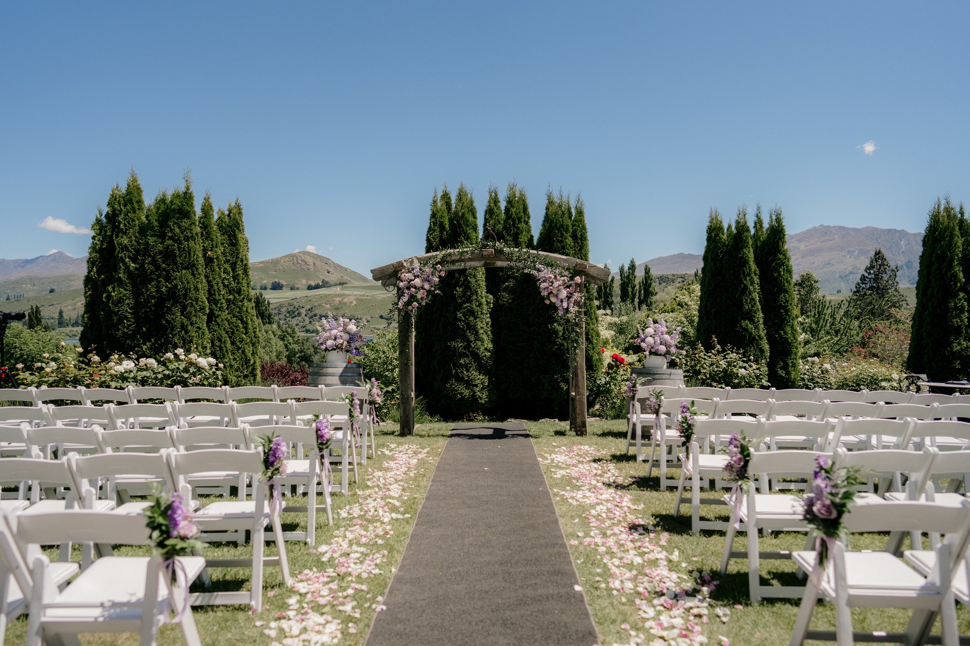 stoneridge-estate-queenstown-top-auckland-wedding-phtographer-2024-luxury-photography-videography-film-new-zealand-NZ-best-vineyard-venue-african-ceremony-heli-helicopter-elopment-dear-white-productions (124).jpg