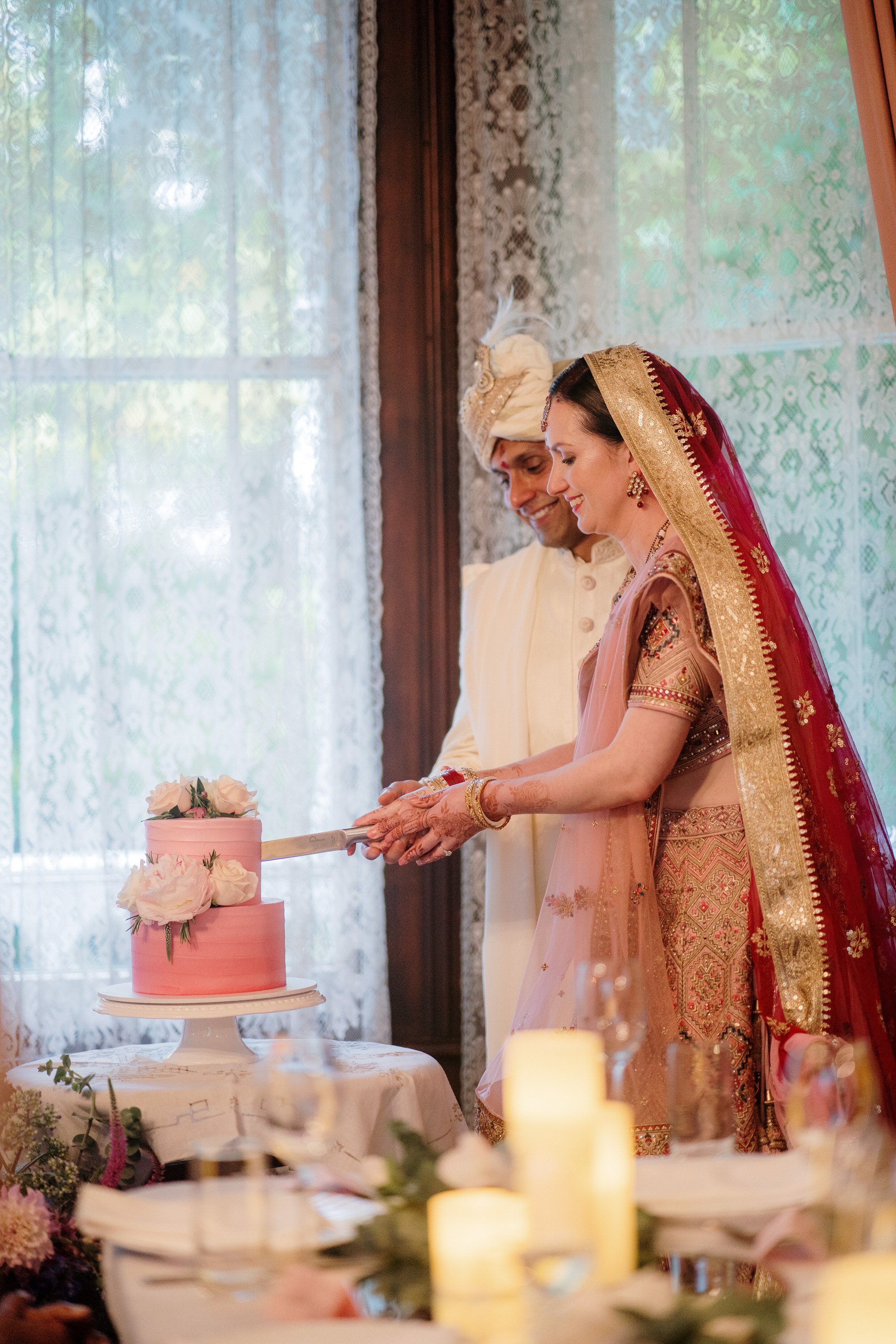 top-auckland-wedding-phtographer-2024-luxury-photography-videography-film-new-zealand-NZ-best-vintage-historic-venue-alberton-house-indian-hindu-ceremony-haldi-mendhi-puja-elopement-dear-white-productions (442).jpg