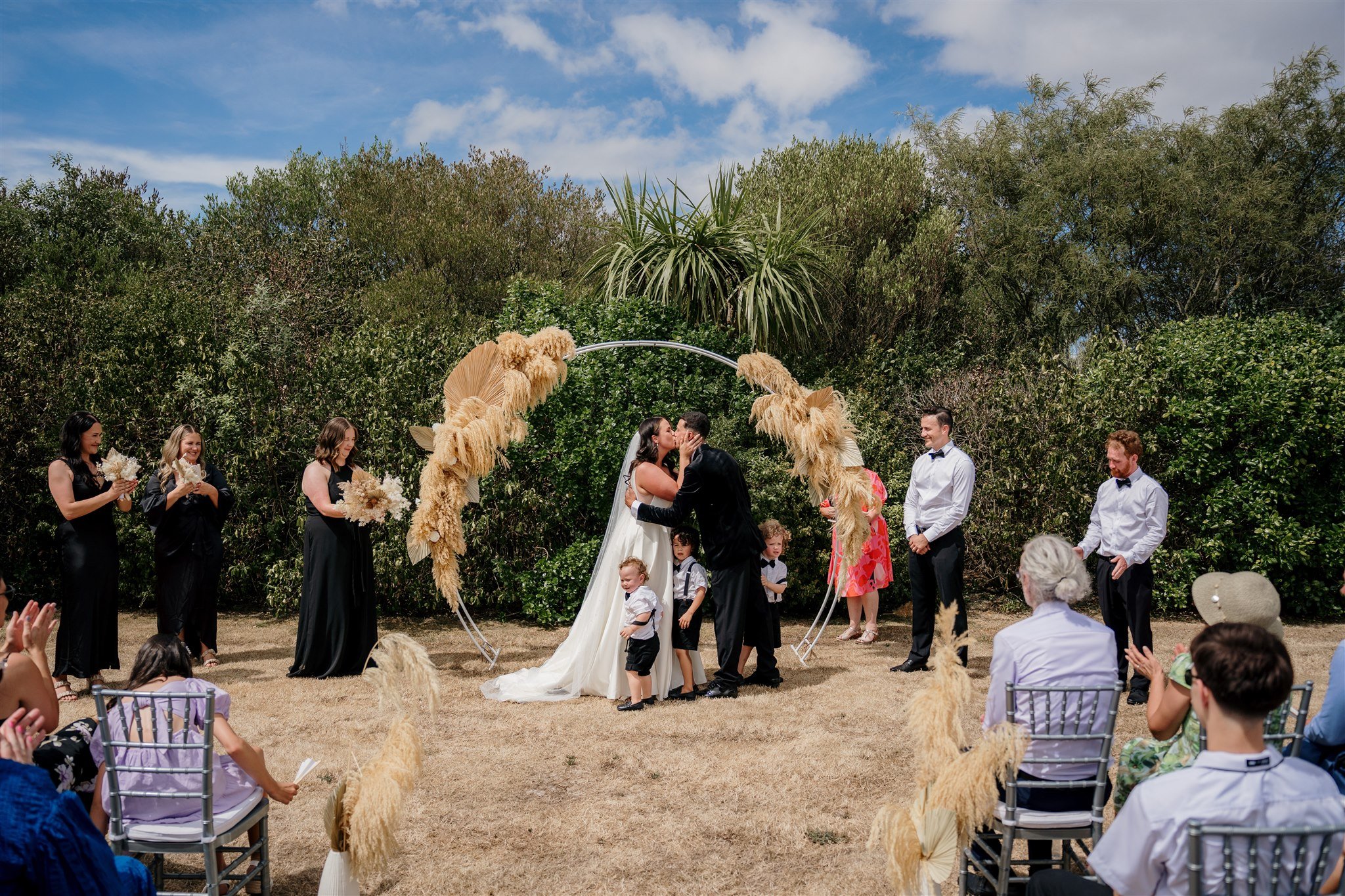 wellington-wedding-photographer-backyard-wedding-best-new-zealand-wedding-photographer-nz-wedding-photographer-videographer 35.jpg