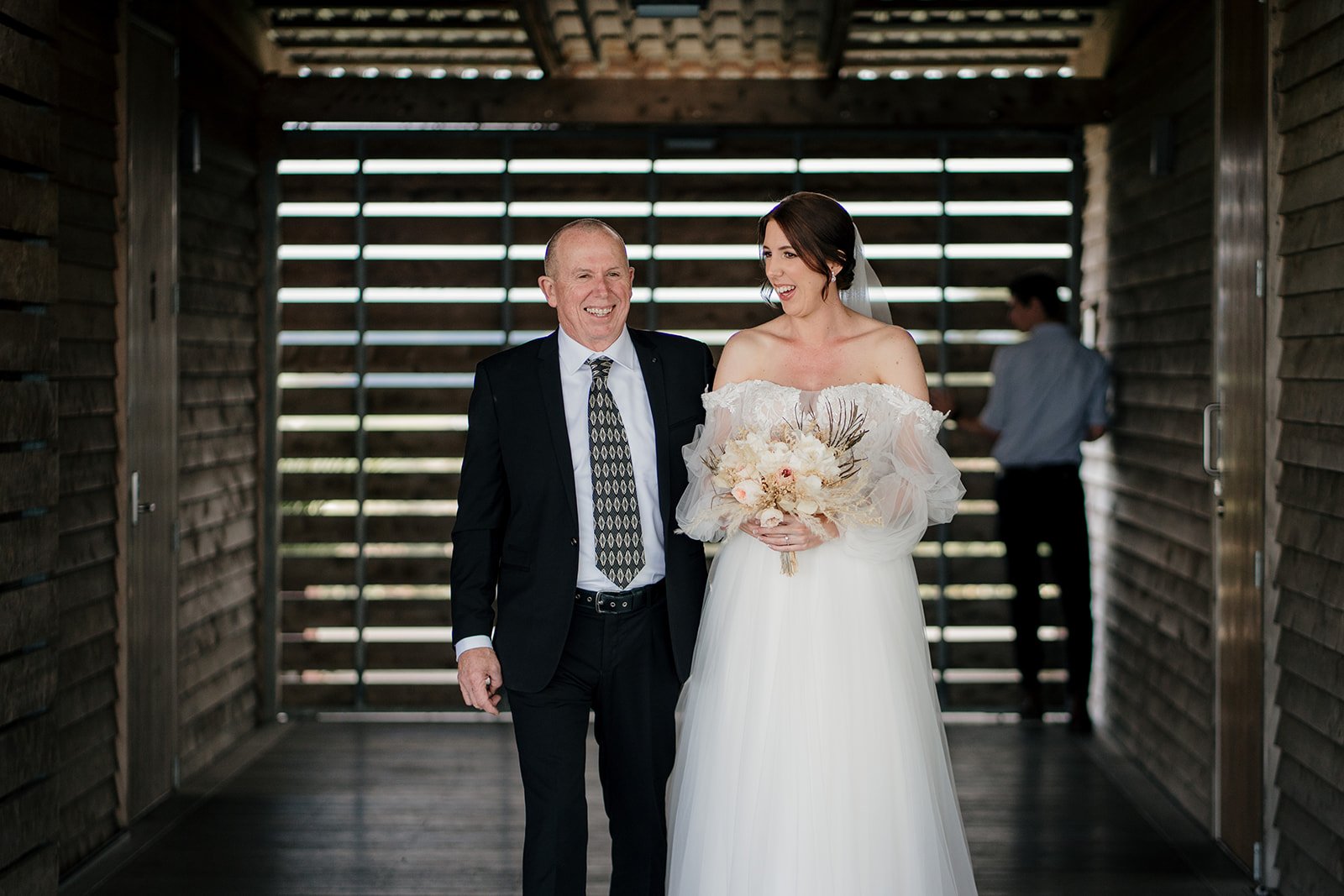 kauri-bay-boomrock-clevedon-top-auckland-wedding-phtographer-photography-videography-film-new-zealand-NZ-best-farm-venue-intimate-winter-hill-dear-white-productions (163).jpg