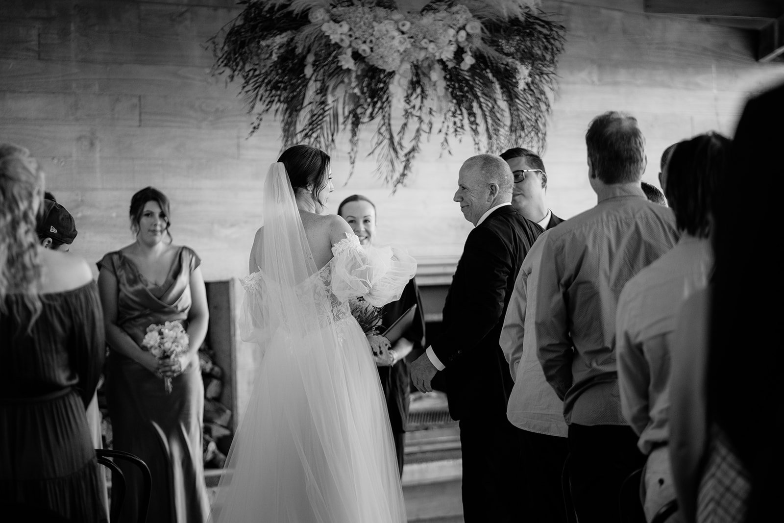 kauri-bay-boomrock-clevedon-top-auckland-wedding-phtographer-photography-videography-film-new-zealand-NZ-best-farm-venue-intimate-winter-hill-dear-white-productions (178).jpg