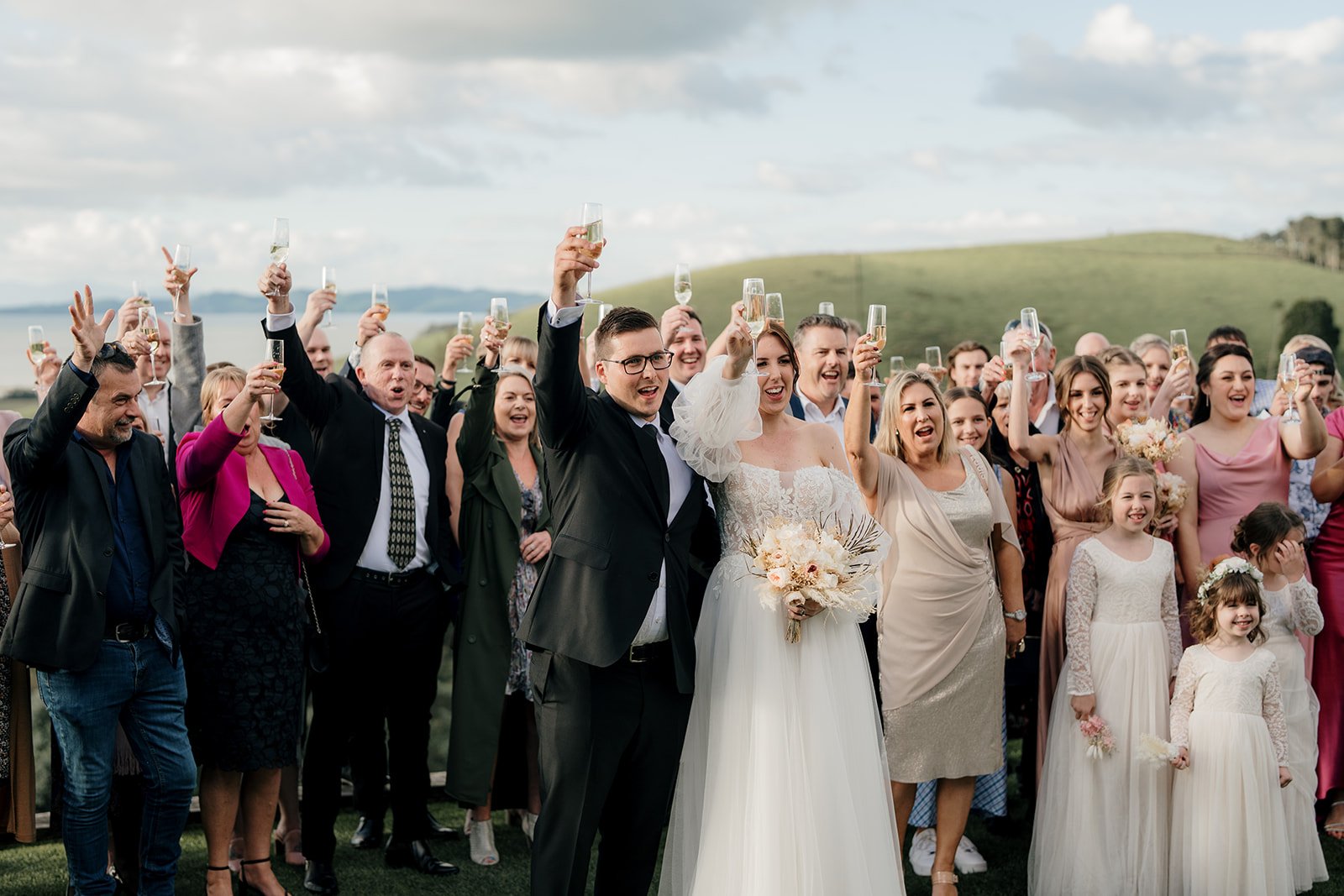 kauri-bay-boomrock-clevedon-top-auckland-wedding-phtographer-photography-videography-film-new-zealand-NZ-best-farm-venue-intimate-winter-hill-dear-white-productions (338).jpg