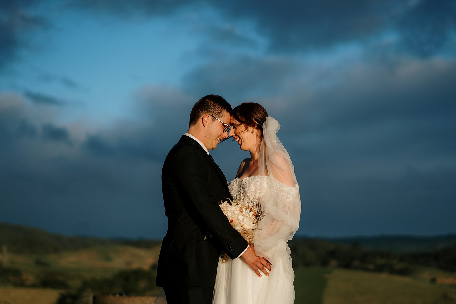 kauri-bay-boomrock-clevedon-top-auckland-wedding-phtographer-photography-videography-film-new-zealand-NZ-best-farm-venue-intimate-winter-hill-dear-white-productions (467).jpg