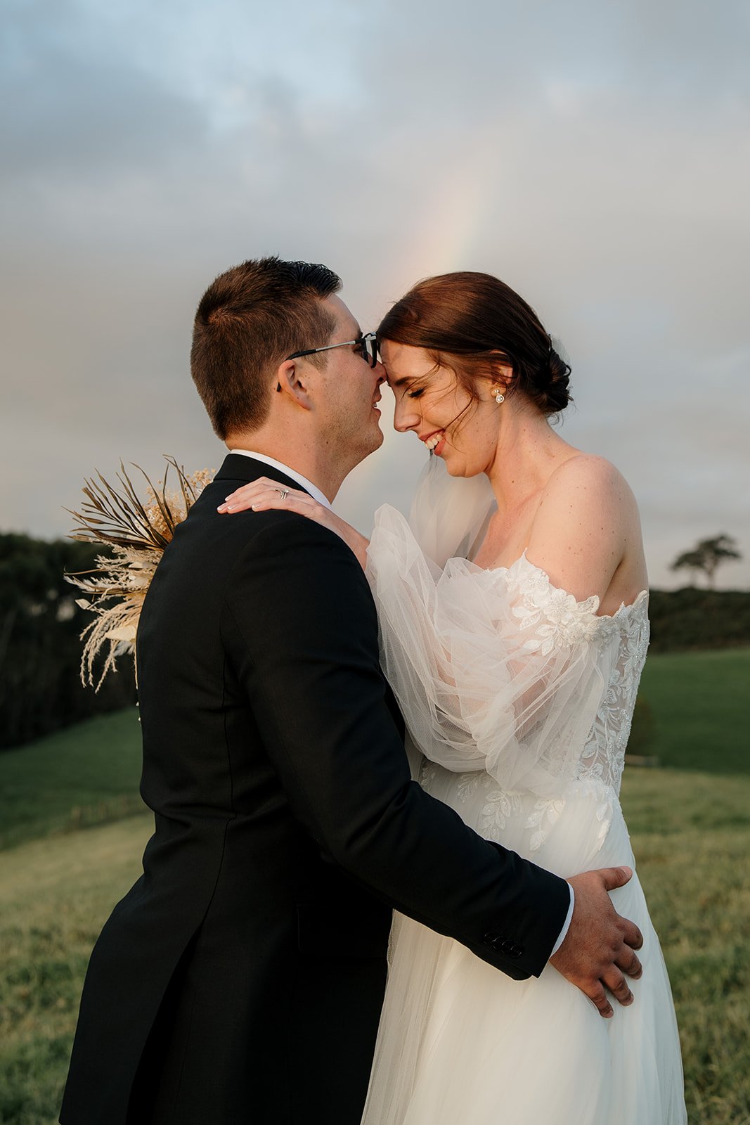 kauri-bay-boomrock-clevedon-top-auckland-wedding-phtographer-photography-videography-film-new-zealand-NZ-best-farm-venue-intimate-winter-hill-dear-white-productions (505).jpg