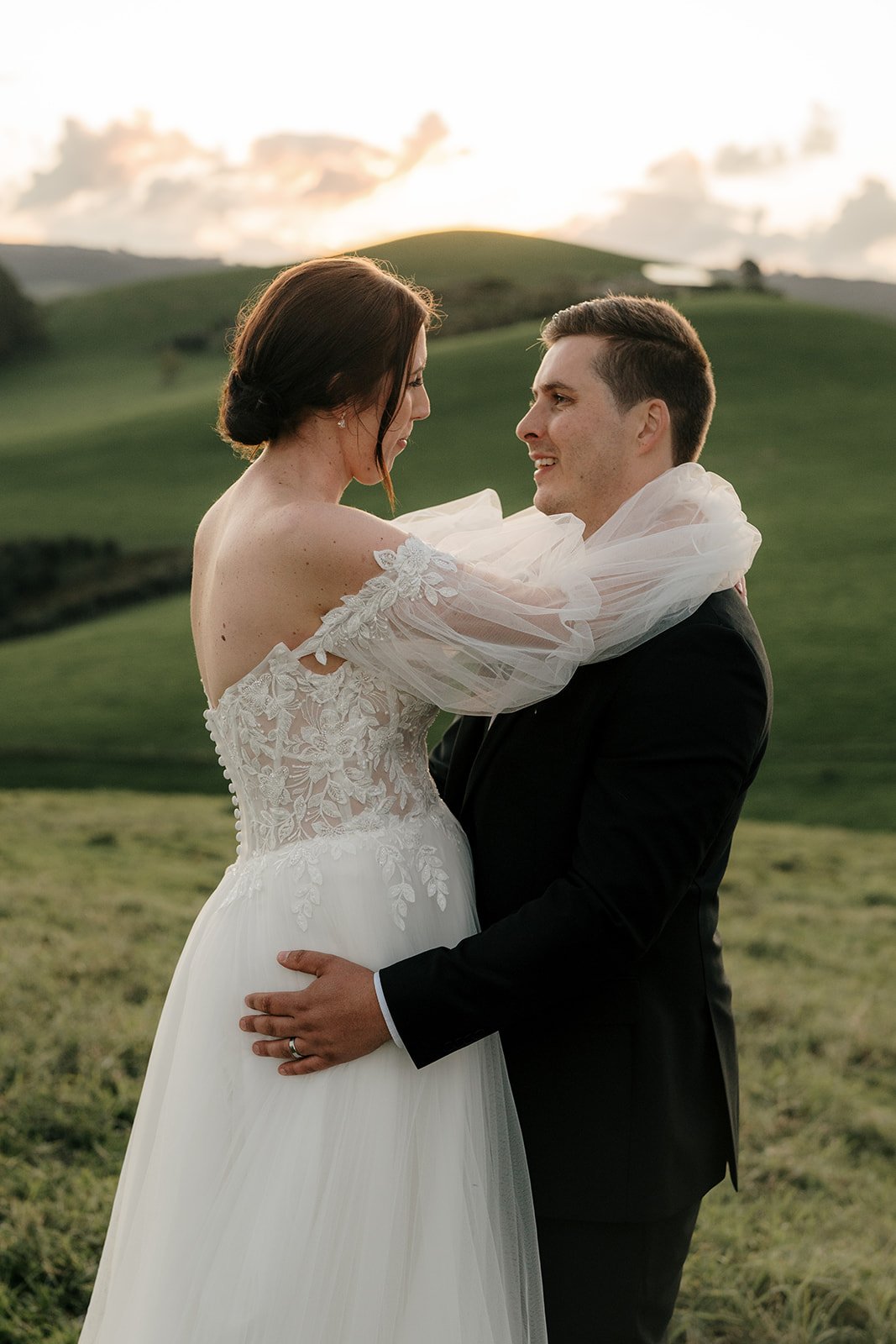 kauri-bay-boomrock-clevedon-top-auckland-wedding-phtographer-photography-videography-film-new-zealand-NZ-best-farm-venue-intimate-winter-hill-dear-white-productions (538).jpg
