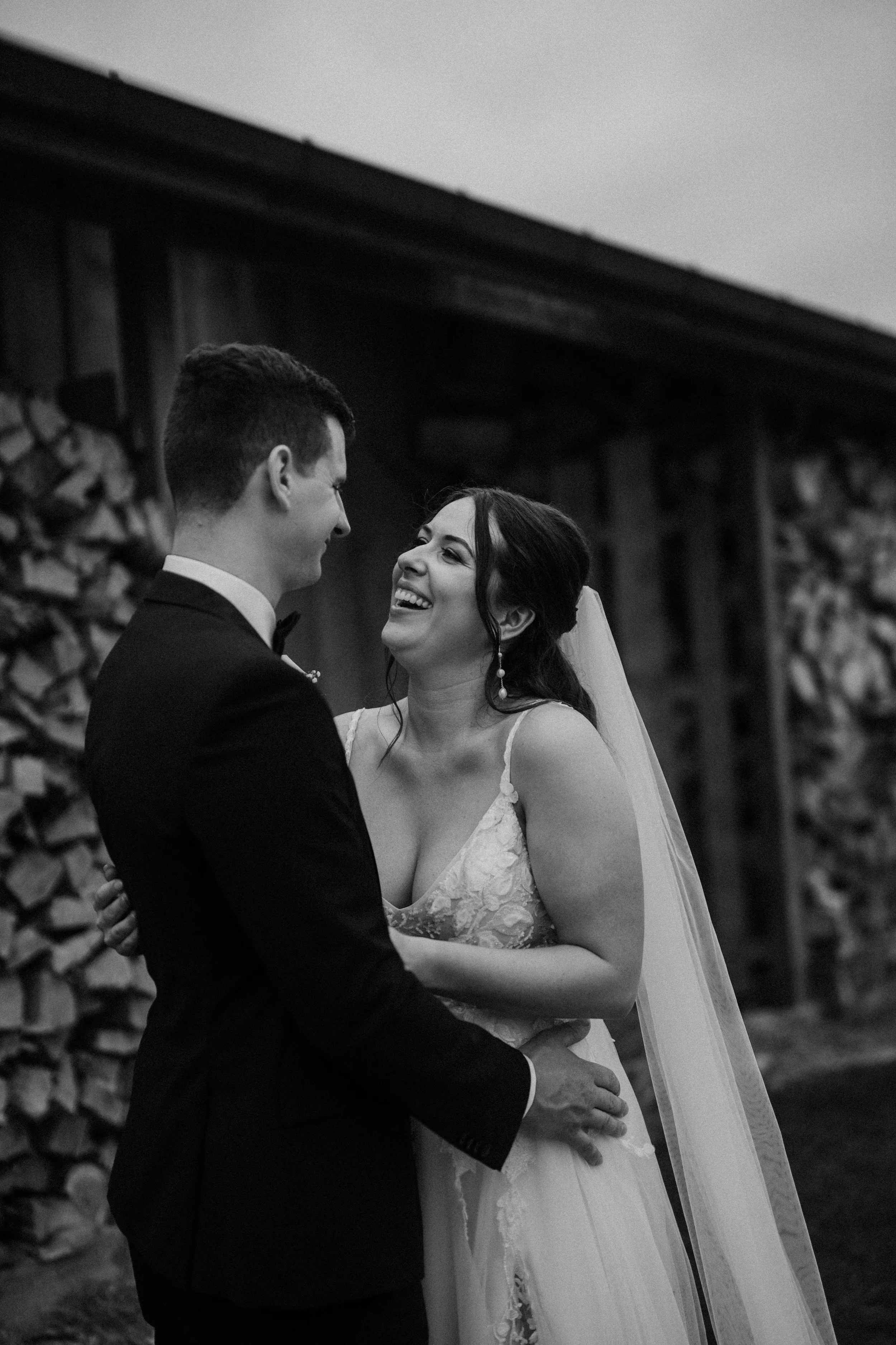lavalla-estate-auckland-south-wedding-venue-tuakau-dear-white-photographer-videography-forest-barn (36).jpg