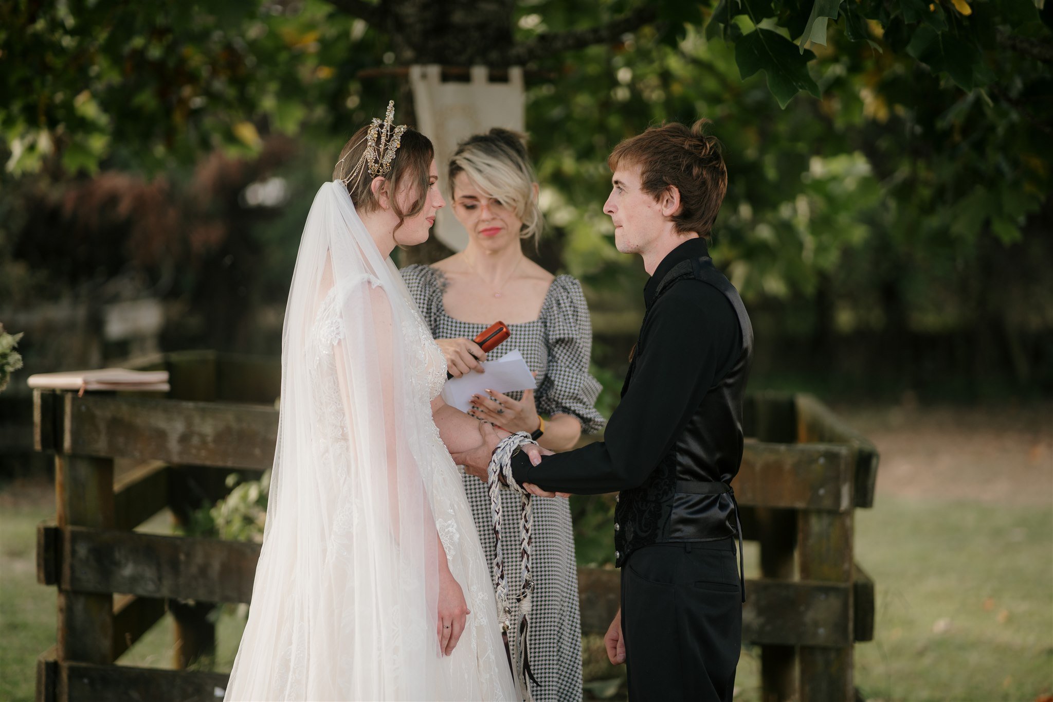 back-yard-wedding-diy-medieval-dear-white-photography-videography-auckland-wedding-best (24).jpg