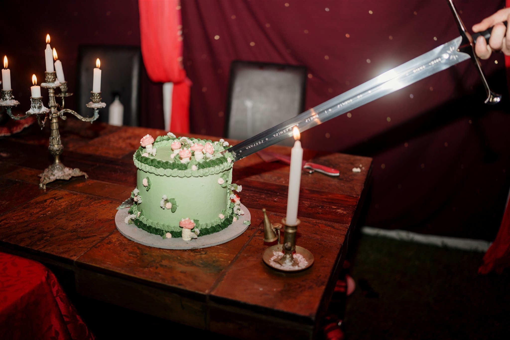 back-yard-wedding-diy-medieval-dear-white-photography-videography-auckland-wedding-best (80).jpg