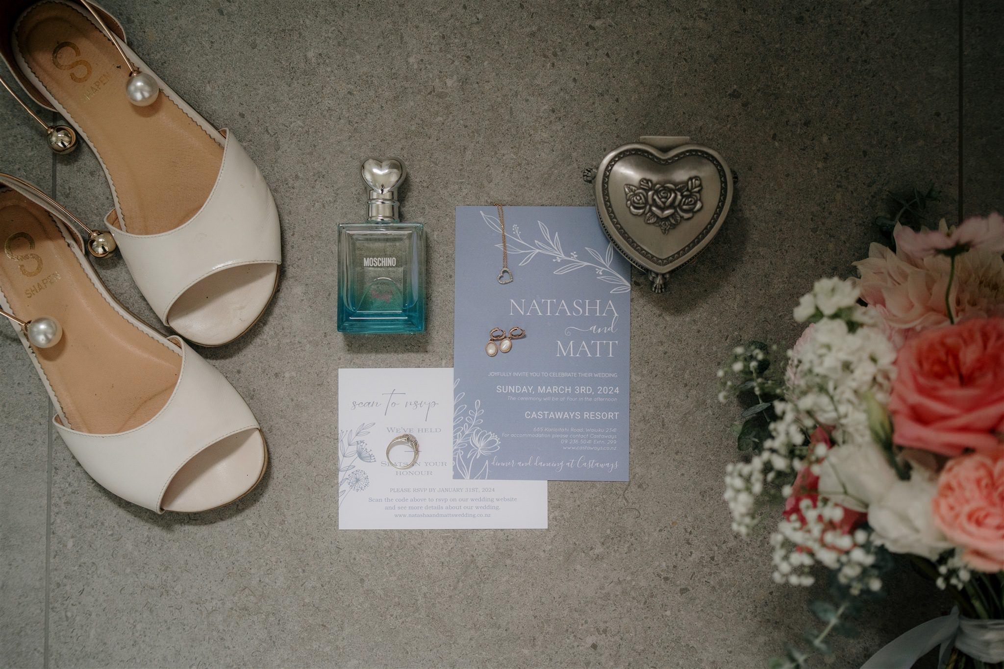 castaways-resort-luxury-seaside-wedding-top-best-luxury-auckland-venue-beach-dear-white-photographer-videography (1).jpg