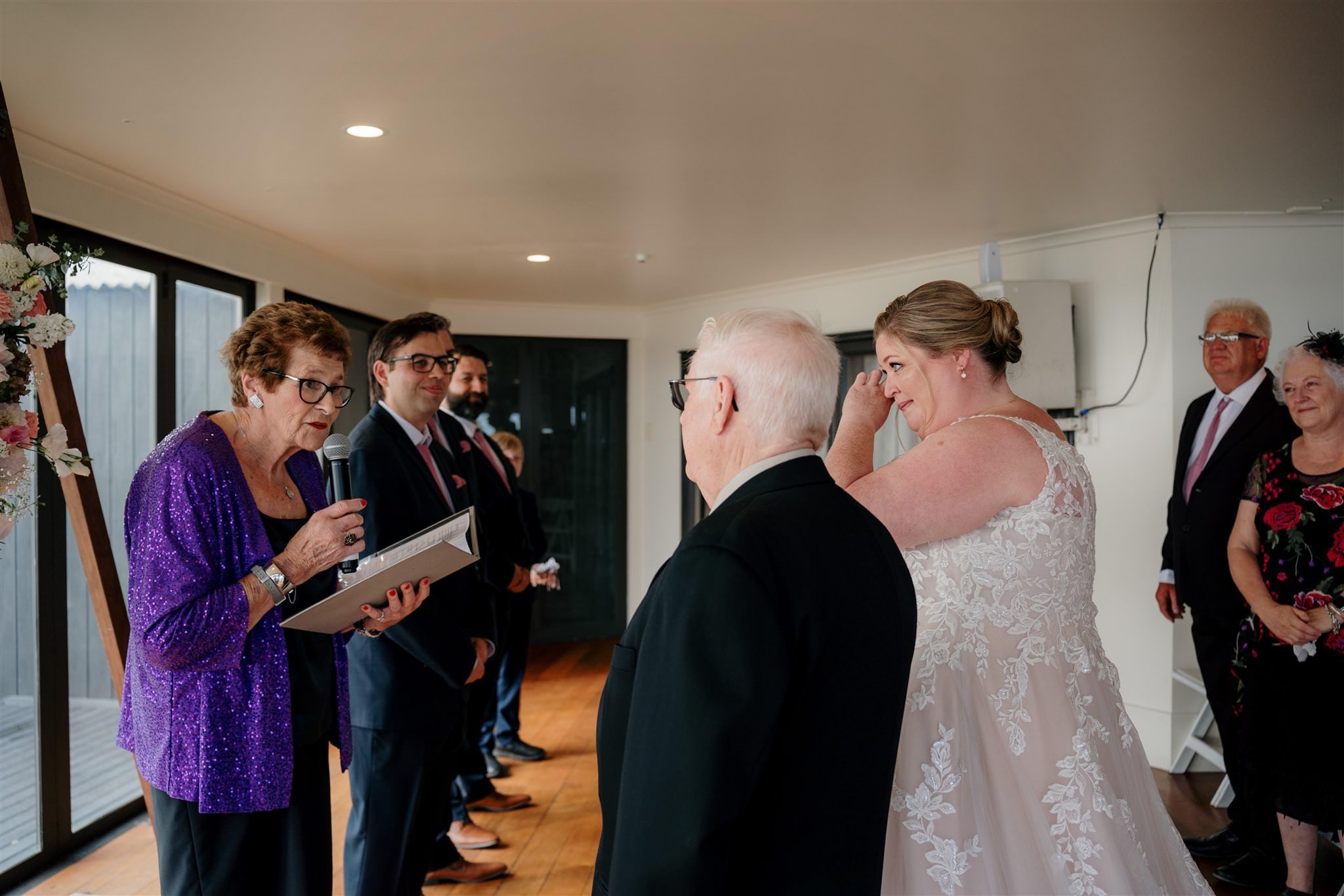 castaways-resort-luxury-seaside-wedding-top-best-luxury-auckland-venue-beach-dear-white-photographer-videography (26).jpg