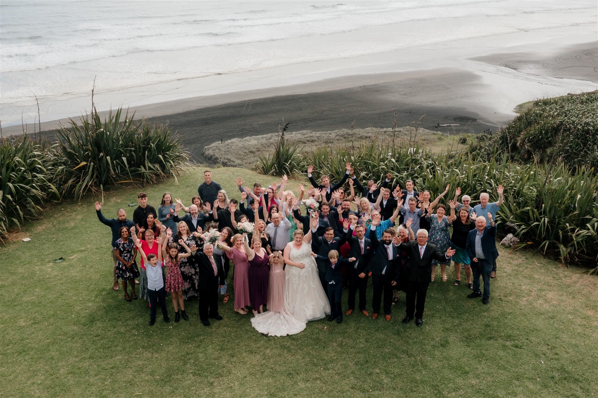 castaways-resort-luxury-seaside-wedding-top-best-luxury-auckland-venue-beach-dear-white-photographer-videography (41).jpg