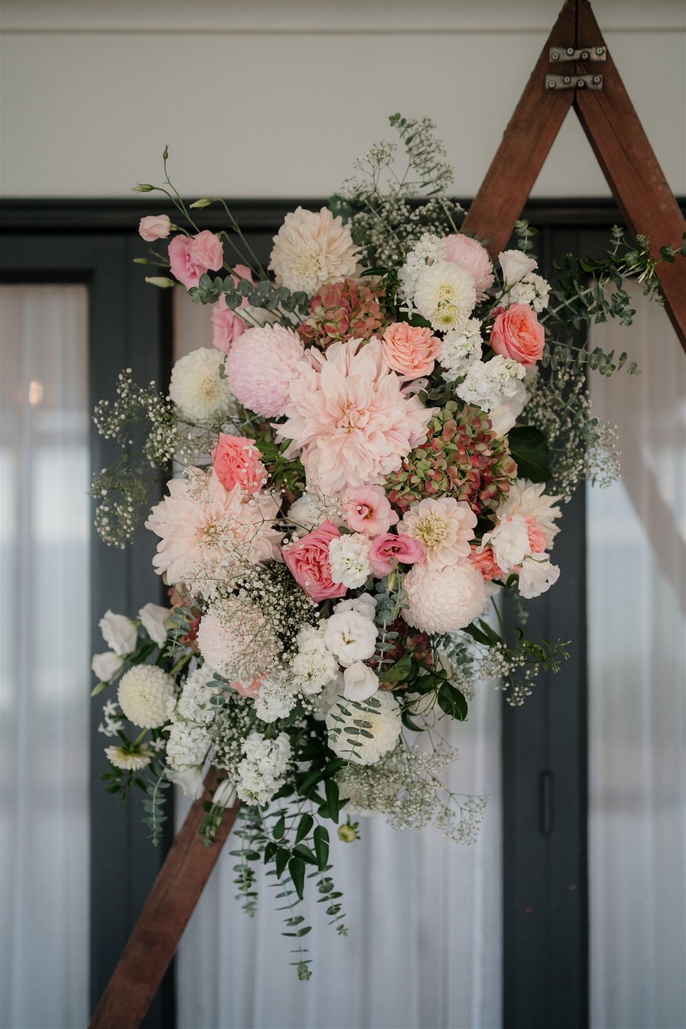 castaways-resort-luxury-seaside-wedding-top-best-luxury-auckland-venue-beach-dear-white-photographer-videography (66).jpg