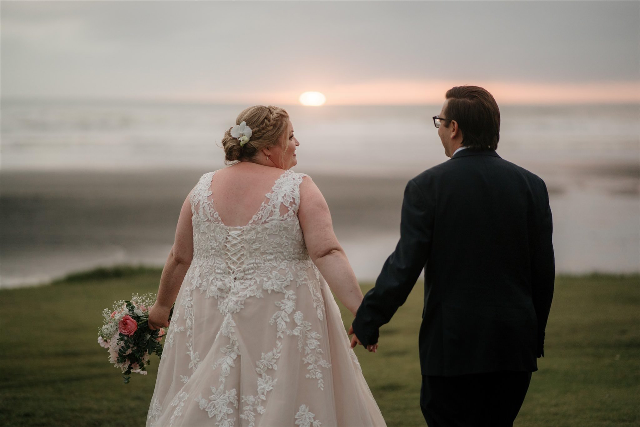 castaways-resort-luxury-seaside-wedding-top-best-luxury-auckland-venue-beach-dear-white-photographer-videography (80).jpg
