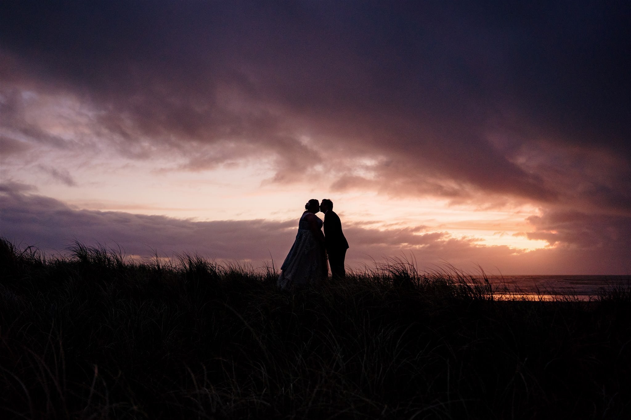 castaways-resort-luxury-seaside-wedding-top-best-luxury-auckland-venue-beach-dear-white-photographer-videography (92).jpg