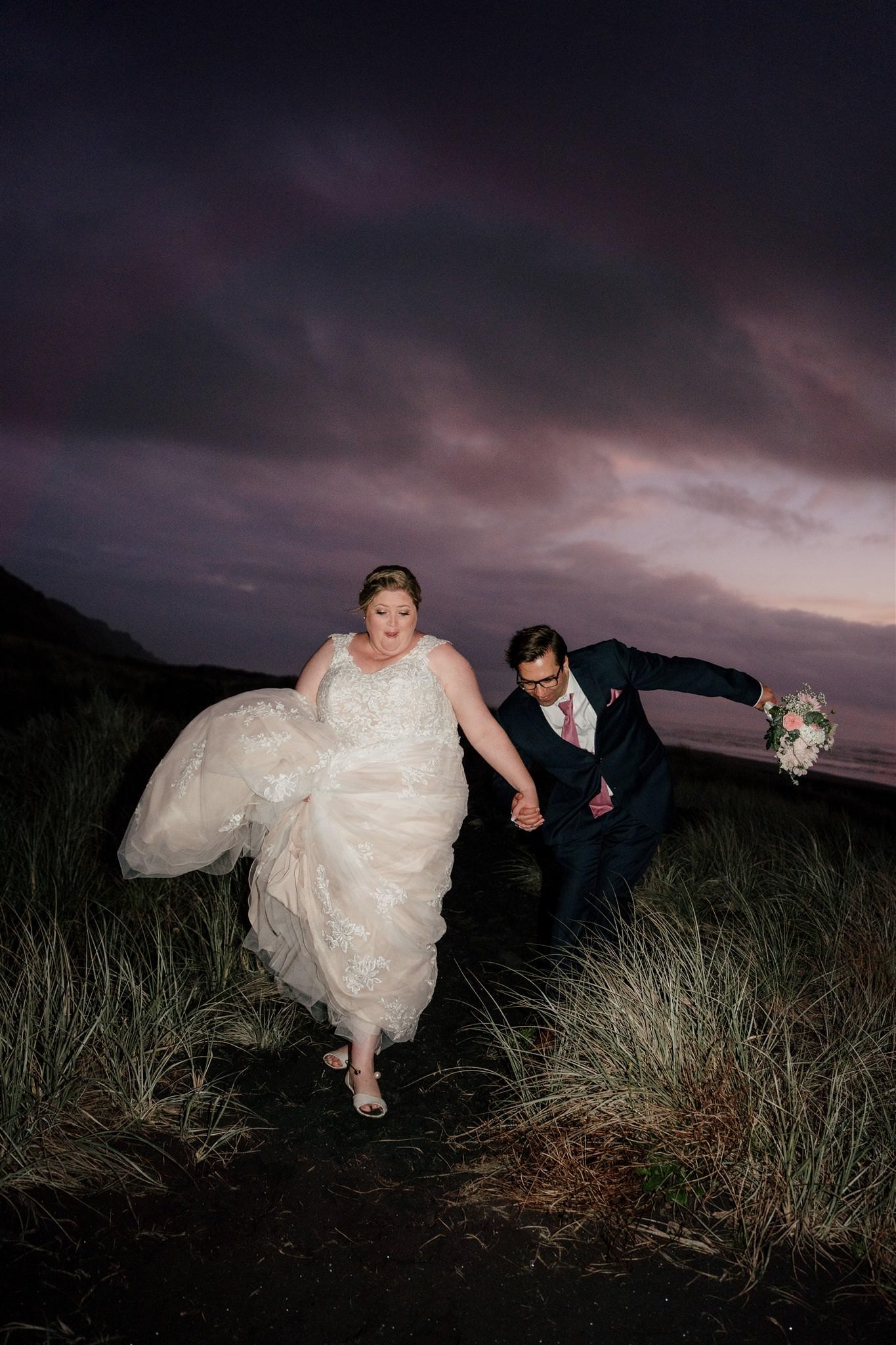 castaways-resort-luxury-seaside-wedding-top-best-luxury-auckland-venue-beach-dear-white-photographer-videography (93).jpg