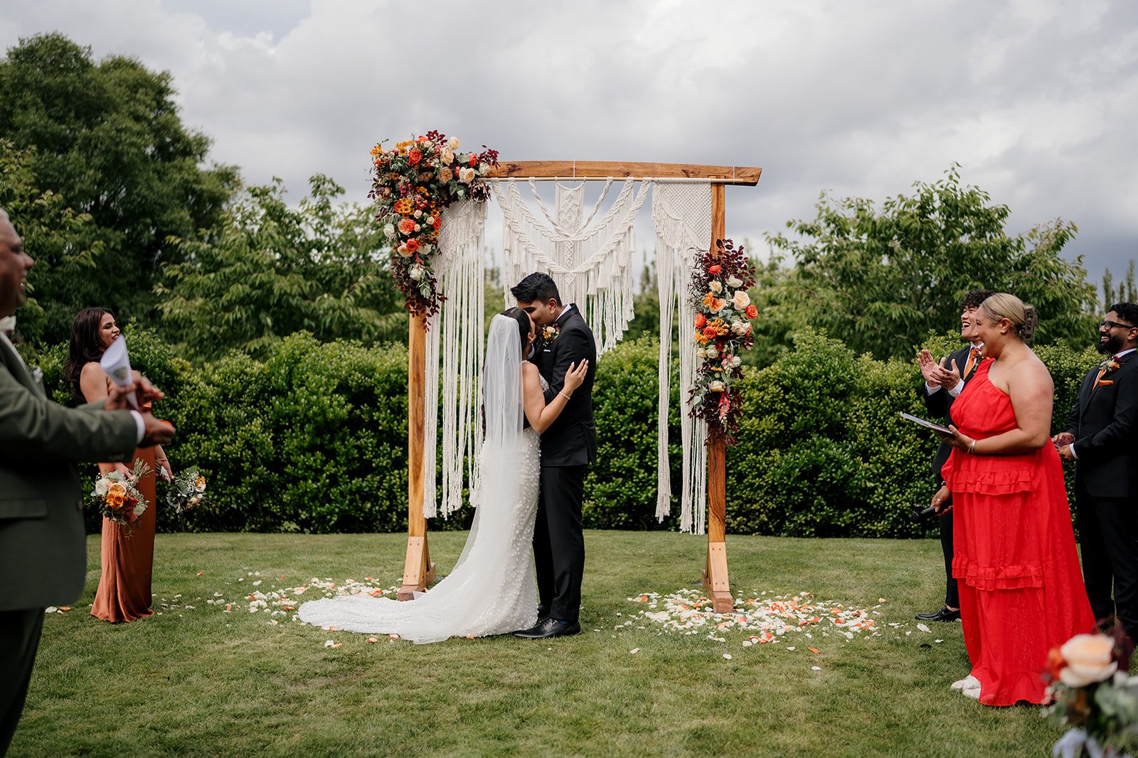 auckland-top-wedding-venue-markovina-vineyard-estate-best-kumeu-dear-white-photographer-videography-indian-luxury-bride-trend (38).jpg