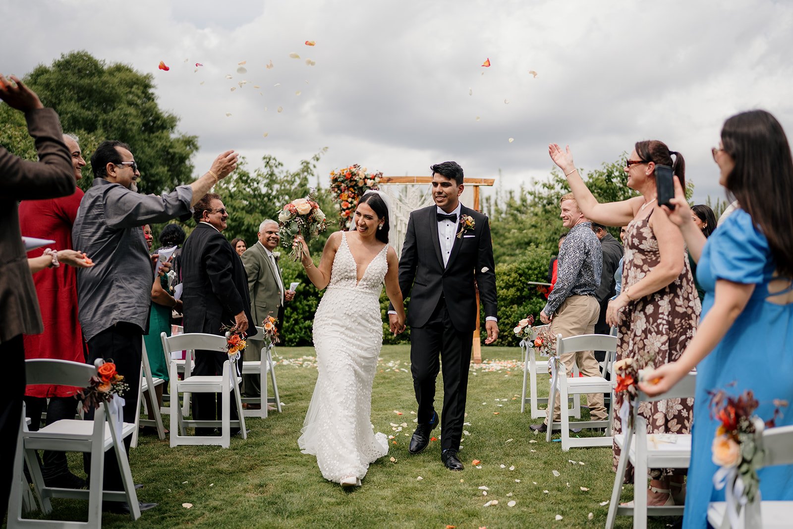 auckland-top-wedding-venue-markovina-vineyard-estate-best-kumeu-dear-white-photographer-videography-indian-luxury-bride-trend (39).jpg