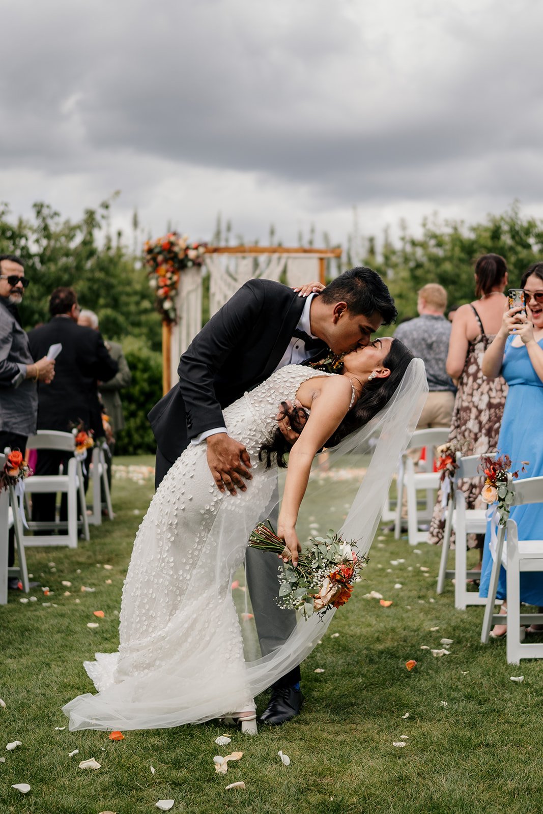 auckland-top-wedding-venue-markovina-vineyard-estate-best-kumeu-dear-white-photographer-videography-indian-luxury-bride-trend (40).jpg