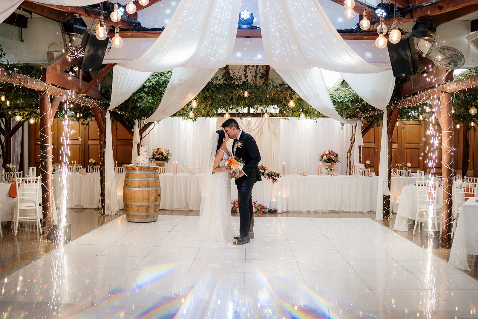 auckland-top-wedding-venue-markovina-vineyard-estate-best-kumeu-dear-white-photographer-videography-indian-luxury-bride-trend (62).jpg