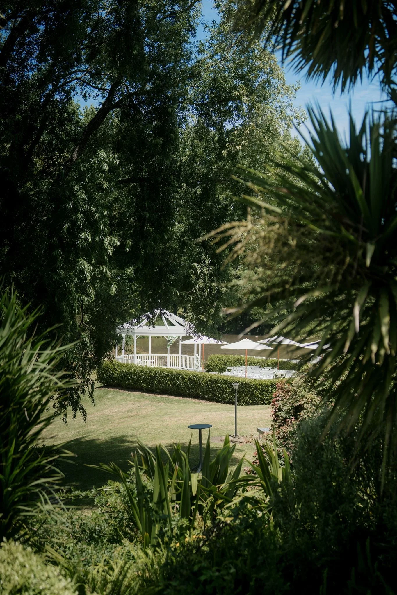 abel-estate-vineyard-venue-auckland-wedding-photographer-videographer-dear-white-productions-kumeu (2).jpg