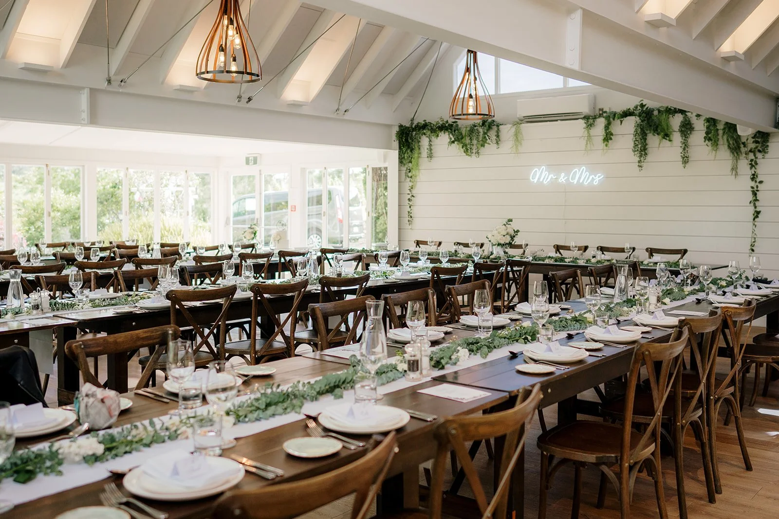 abel-estate-vineyard-venue-auckland-wedding-photographer-videographer-dear-white-productions-kumeu (8).jpg